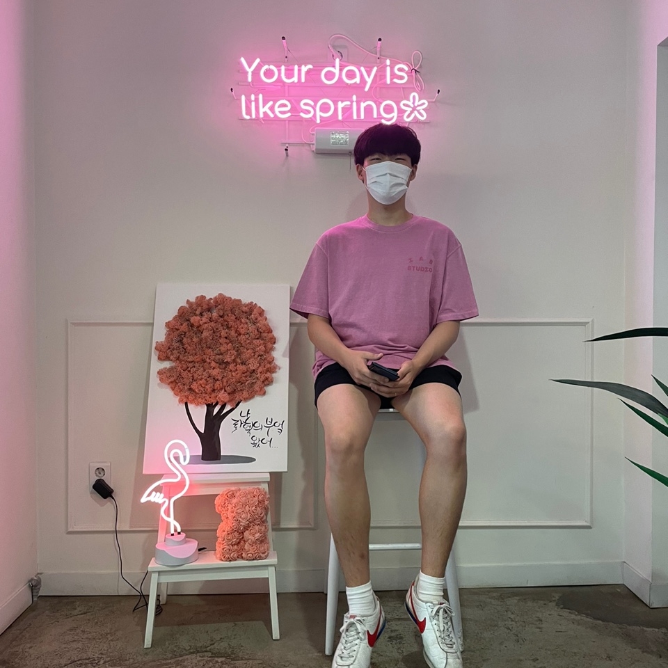 IAB Studio Pigment T-Shirt Magenta, Nike Classic Cortez Forrest Gump 2017 착용 스타일 - 2