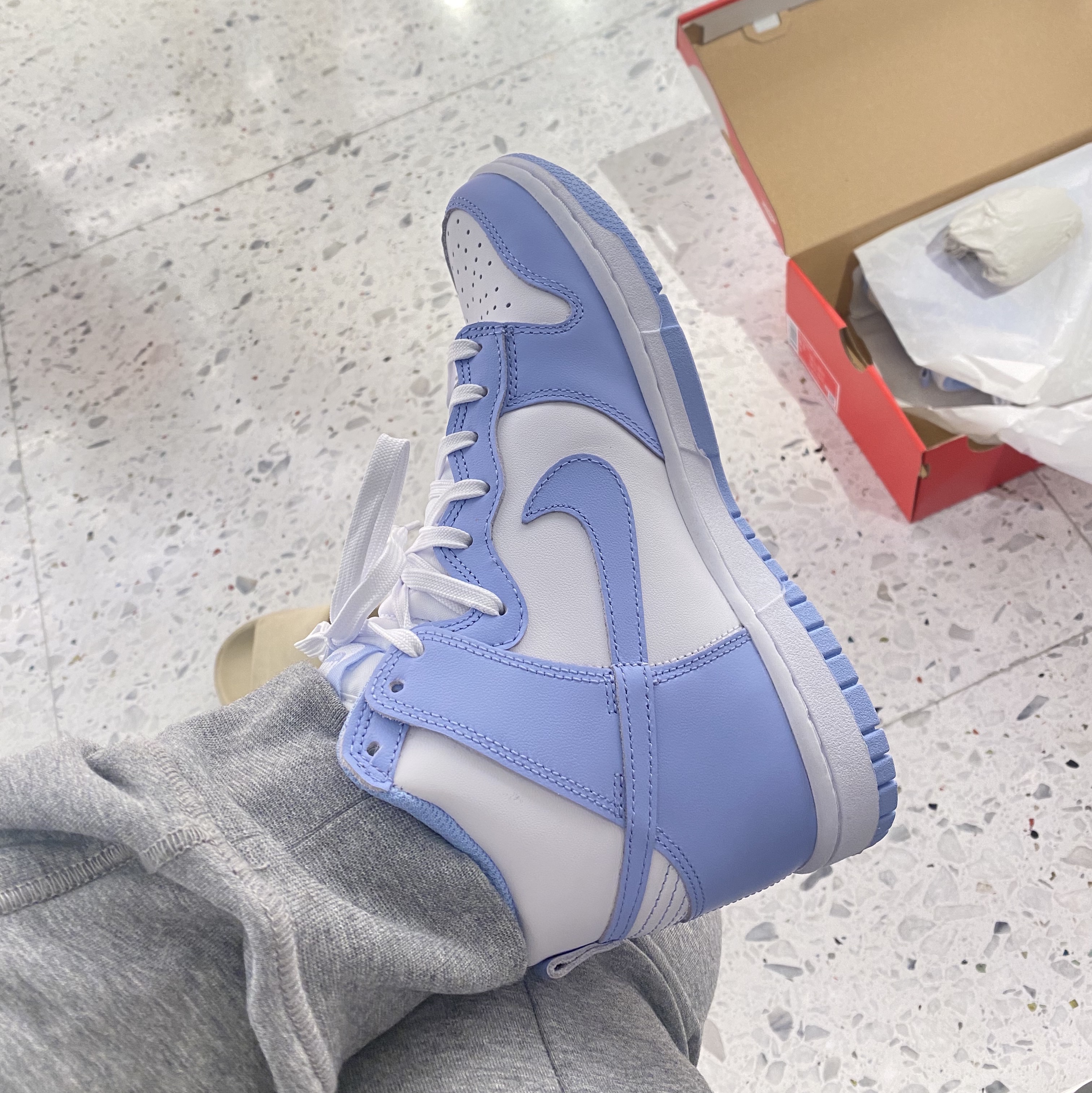 (W) Nike Dunk High Aluminum 착용 스타일 - 1