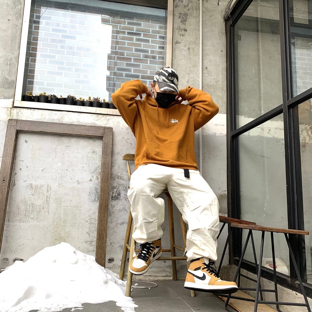 Jordan 1 Retro High Rookie of the Year 착용 스타일 - 1