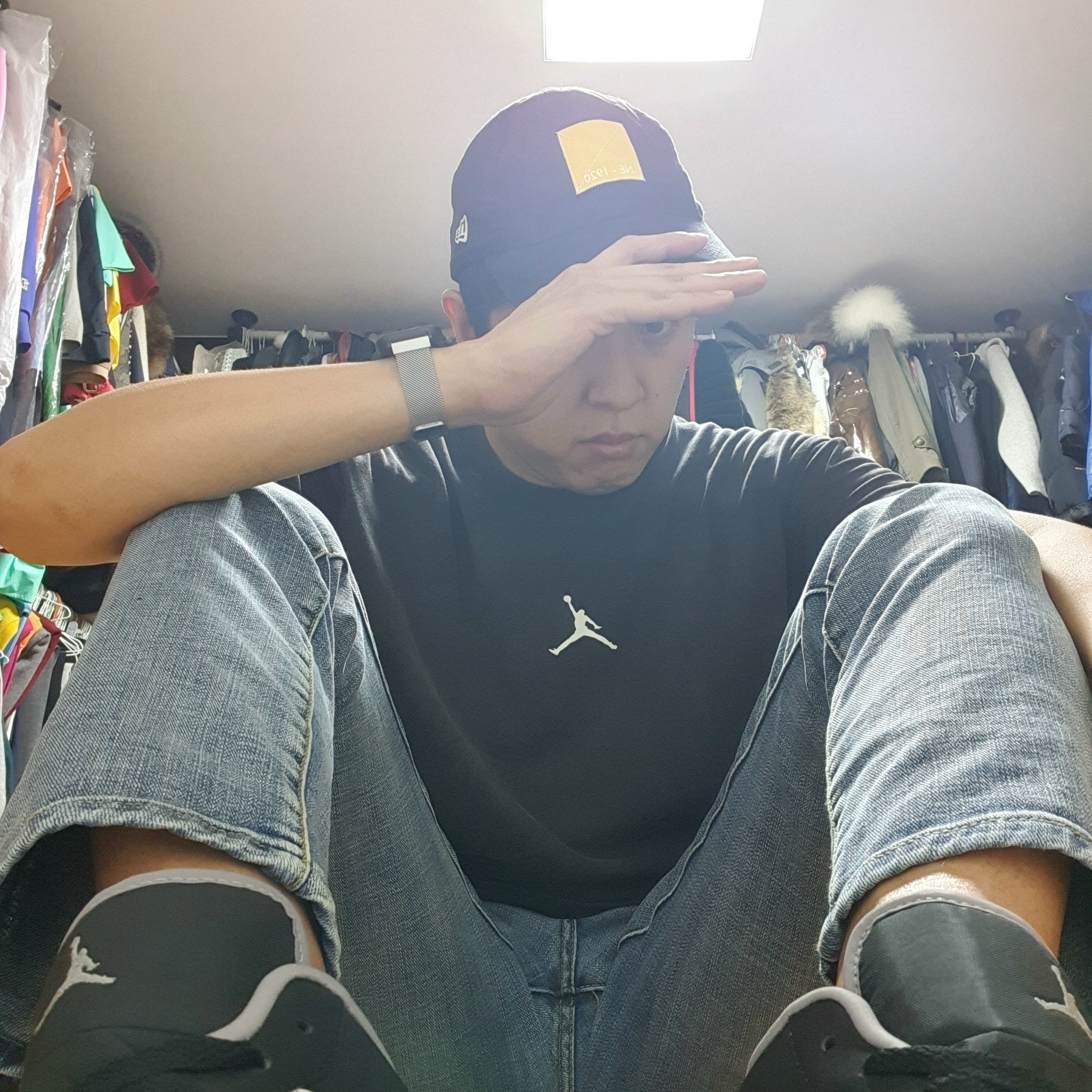 Jordan 1 Low Black Particle Grey 착용 스타일