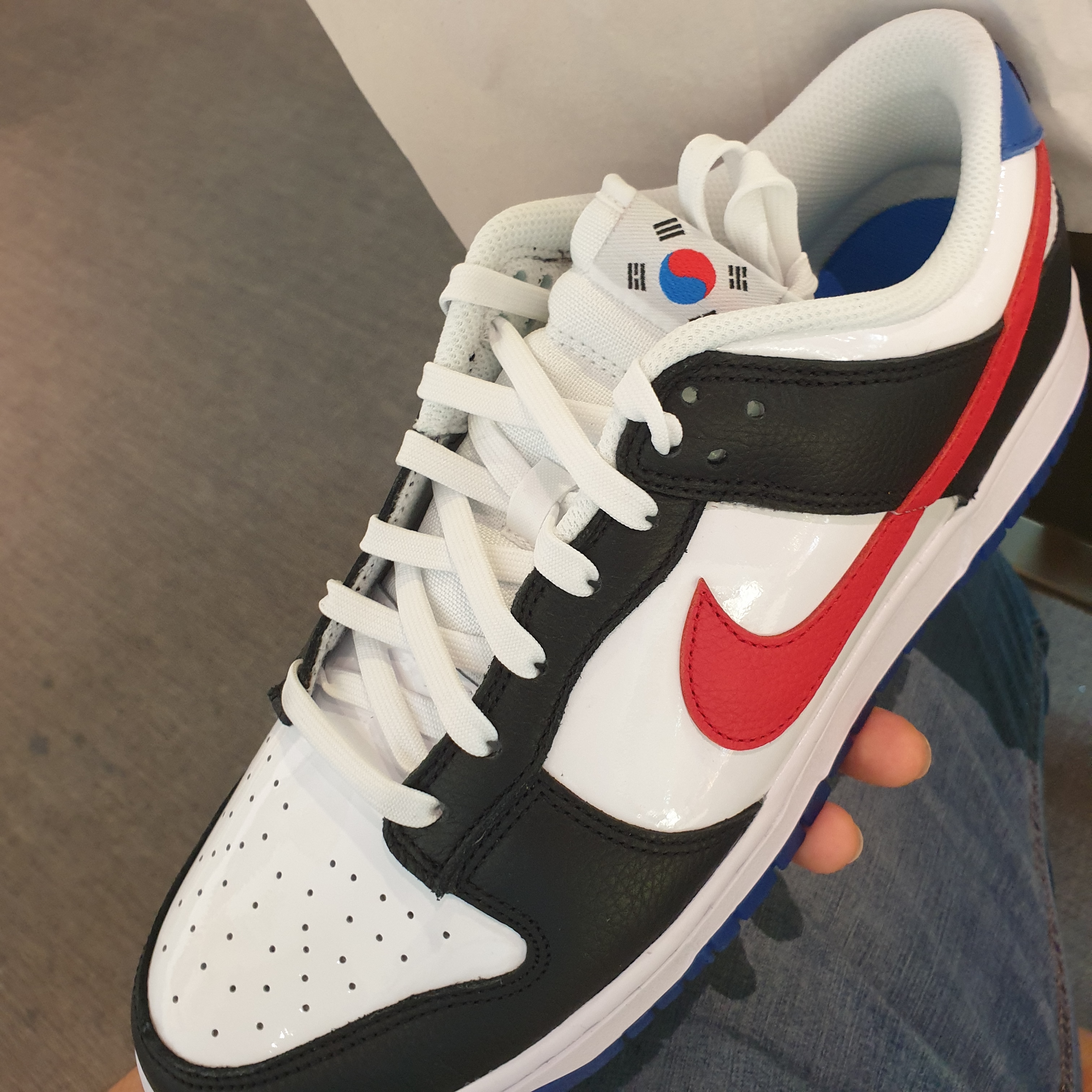 Nike Dunk Low SE Seoul 착용 스타일