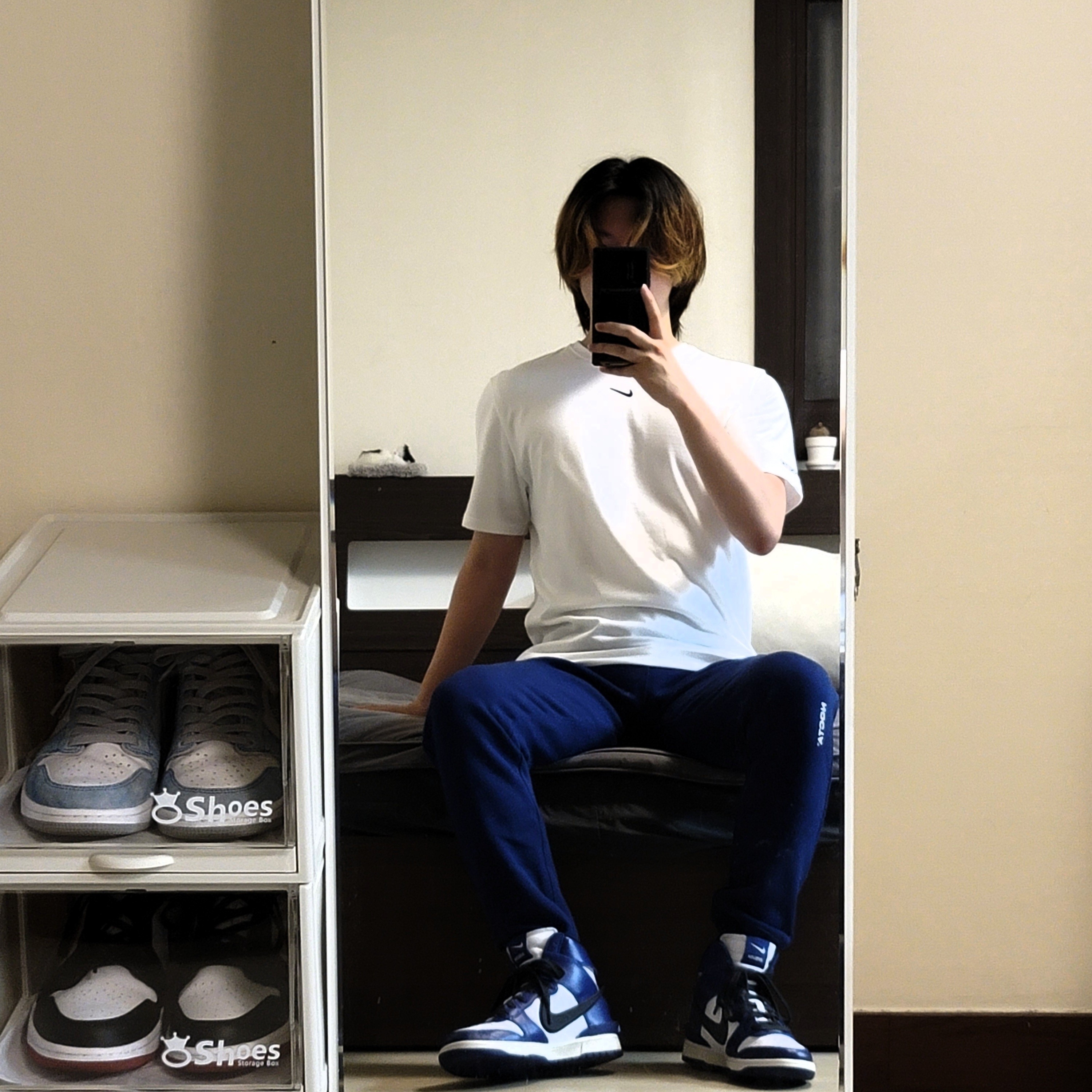Nike x Drake Nocta Cardinal Stock Essential Fleece Pants Navy - Asia, Nike x Drake Nocta Cardinal Stock Essential T-Shirt White - Asia 착용 스타일