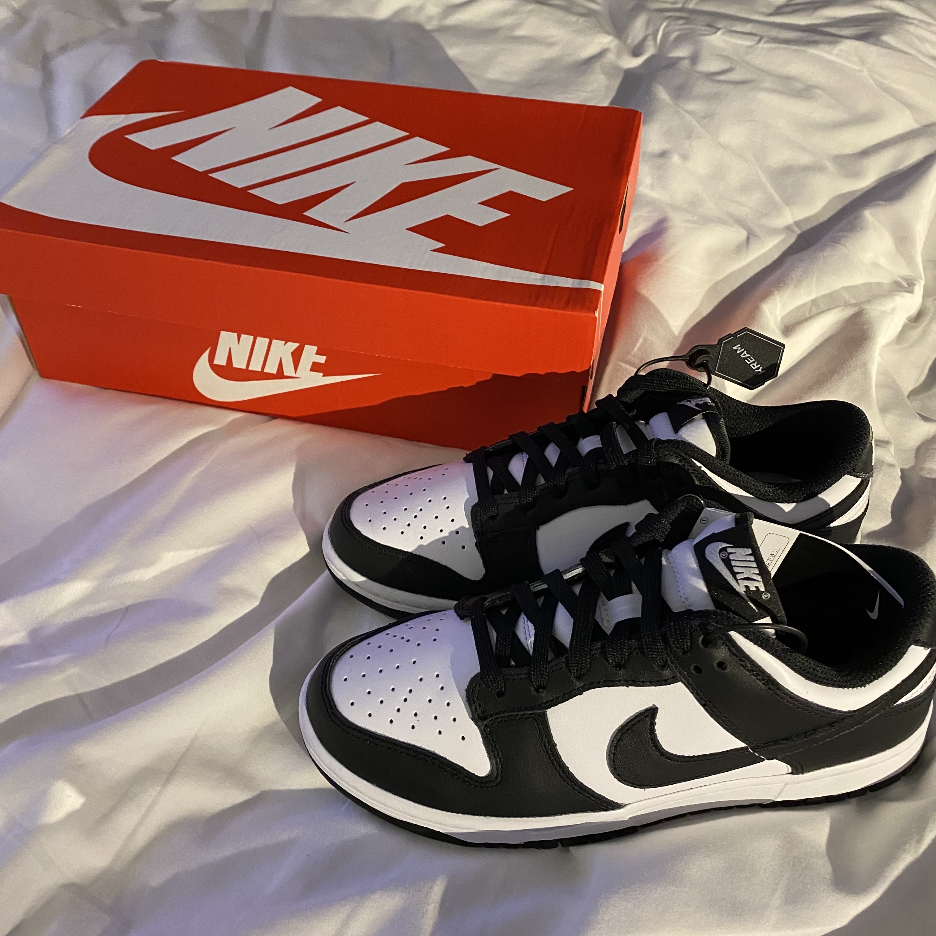 (W) Nike Dunk Low Black 착용 스타일