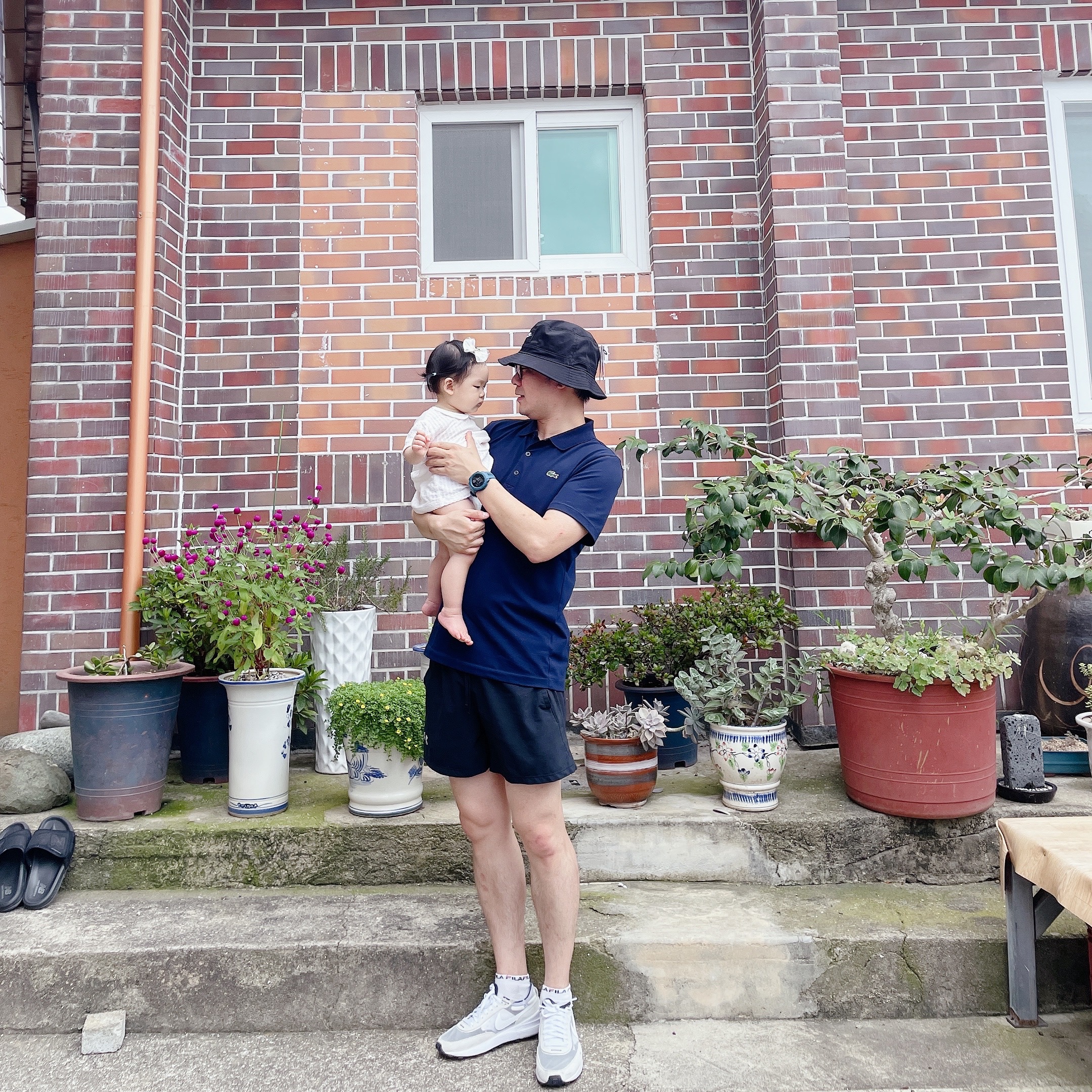 Nike Futura Core Bucket Hat Black, Nike Waffle One Infinite Lilac 착용 스타일