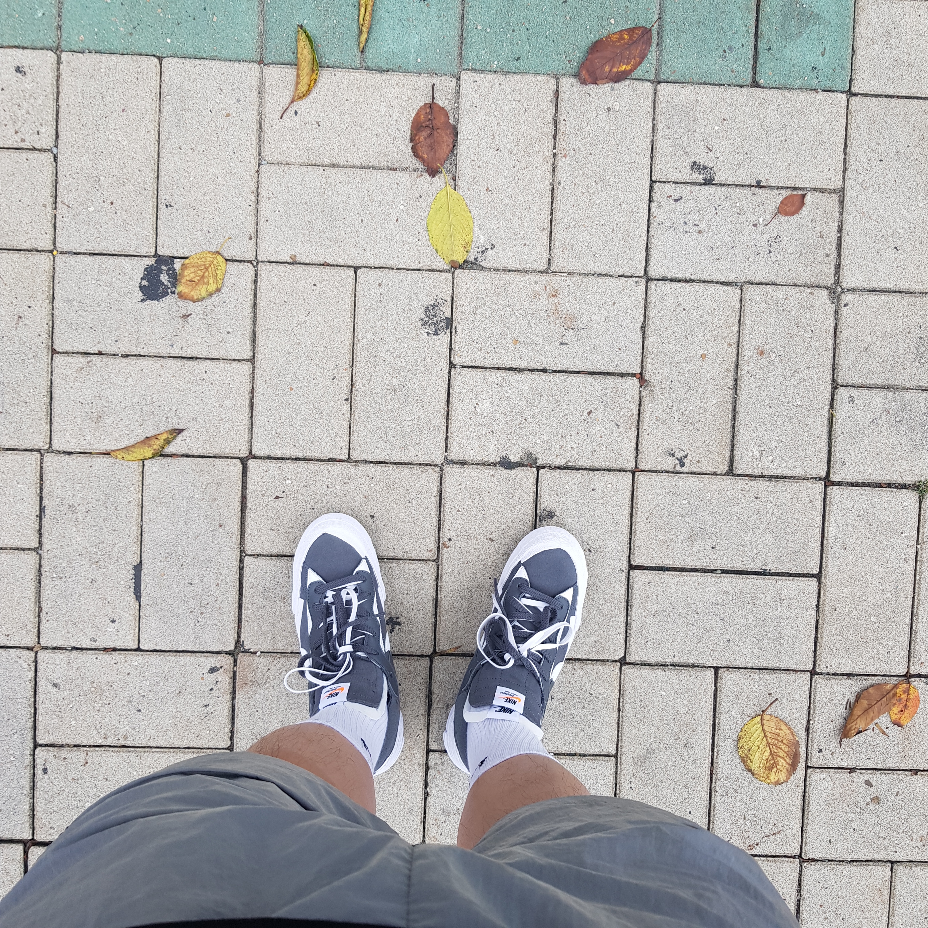 Nike x Sacai Blazer Low Iron Grey 착용 스타일