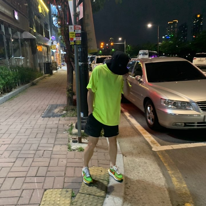 Nike x Sacai LDWaffle Green Multi 착용 스타일