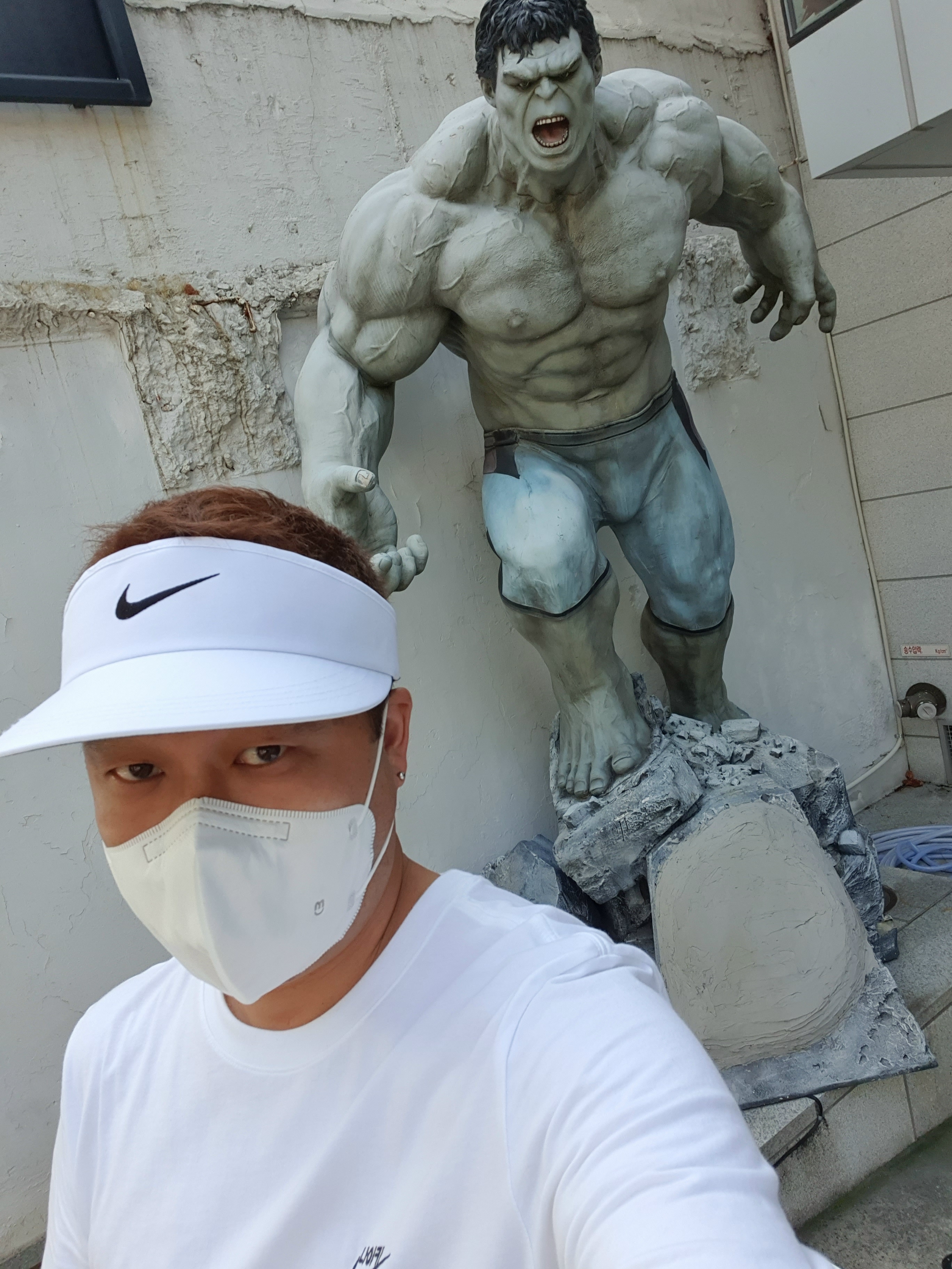 Nike Hangul T-Shirt White 착용 스타일 - 2