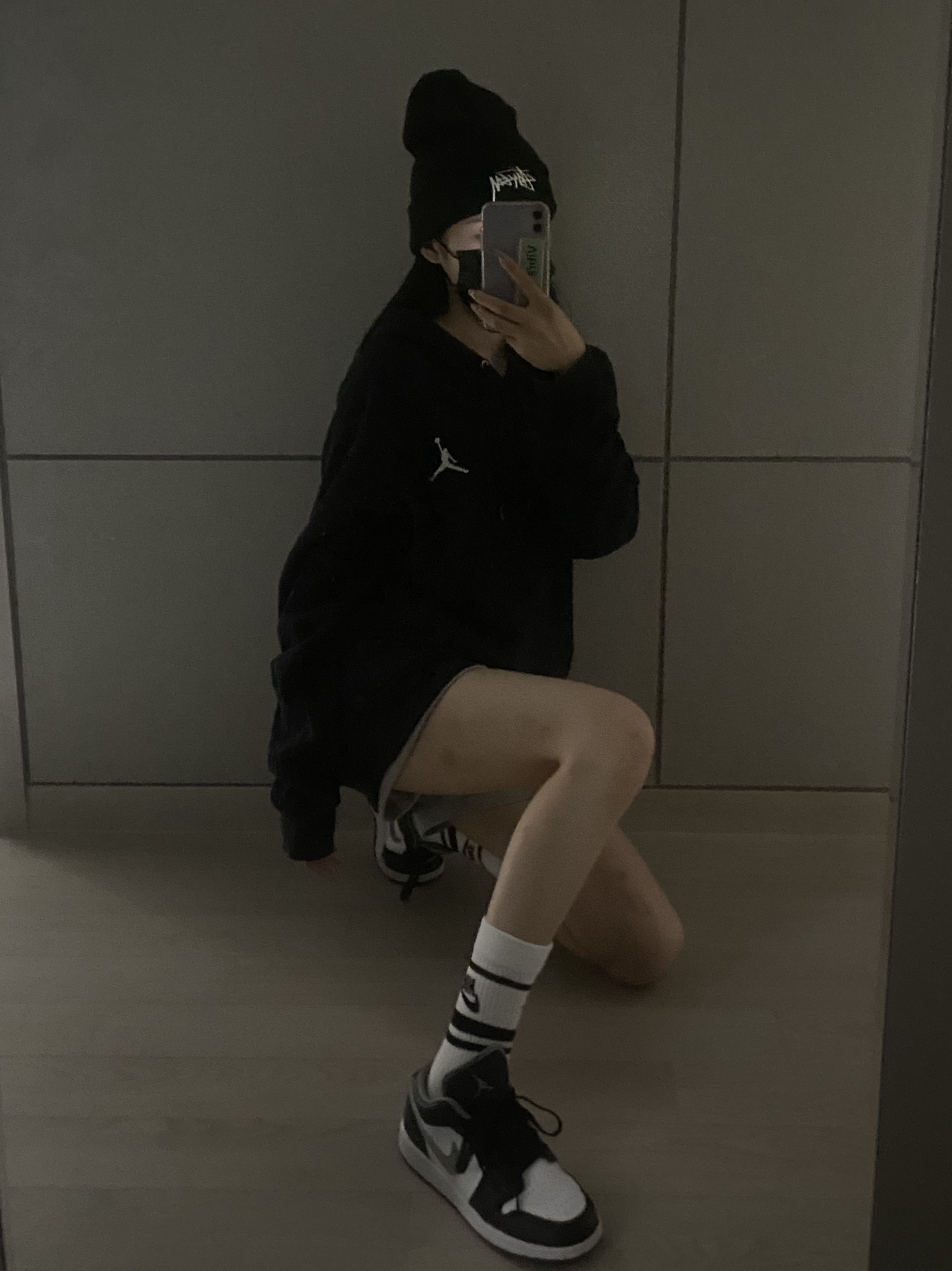 (GS) Jordan 1 Low Black Particle Grey, Nike x Stussy Cuff Beanie Black 착용 스타일