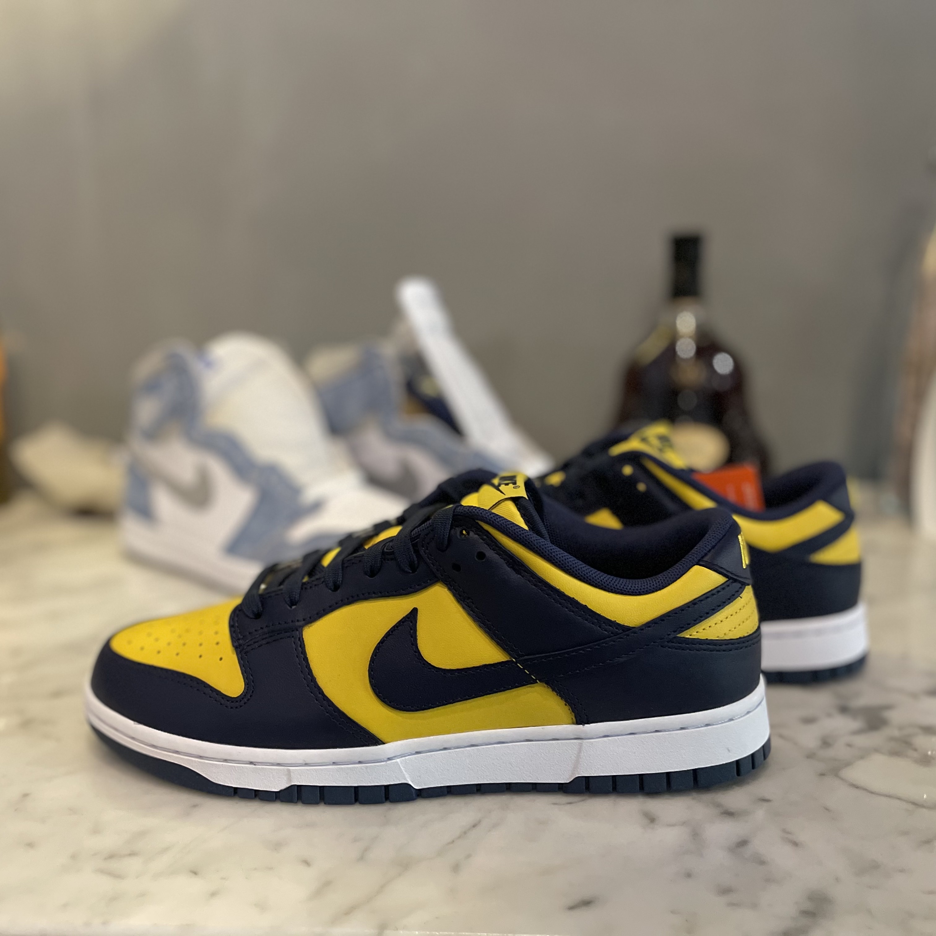 Nike Dunk Low Retro Varsity Maize 착용 스타일