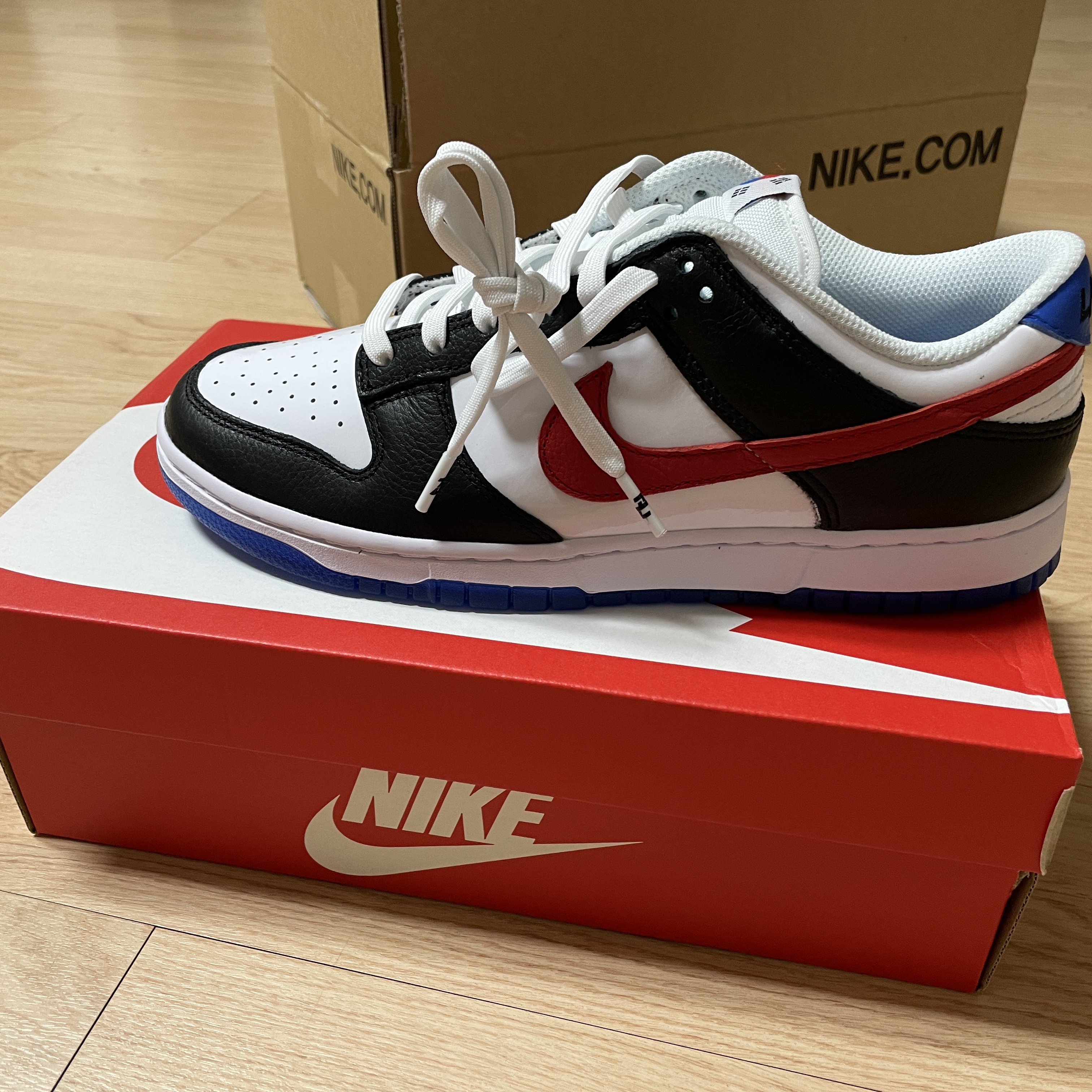 Nike Dunk Low SE Seoul 착용 스타일 - 2