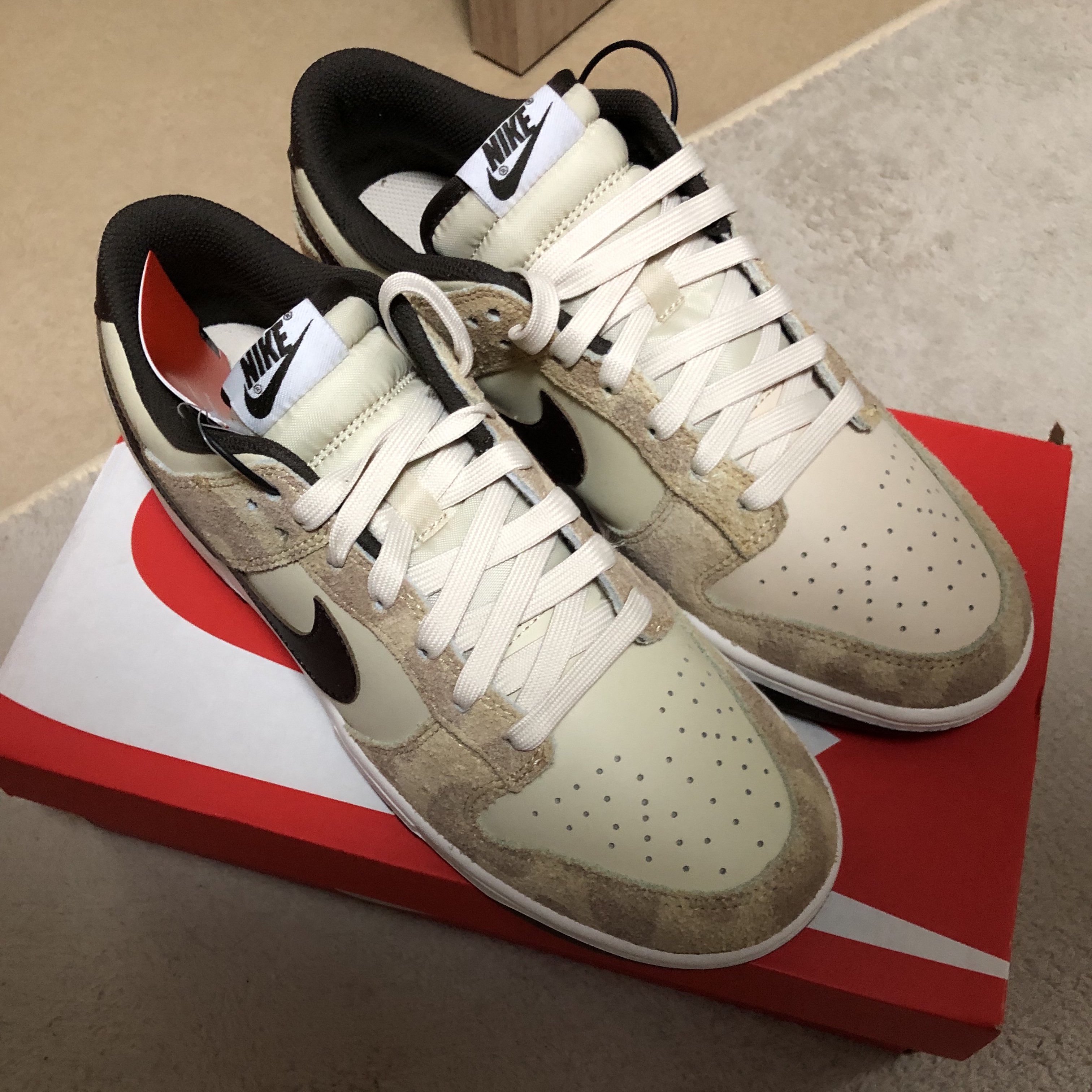 Nike Dunk Low Retro PRM Cheetah 착용 스타일