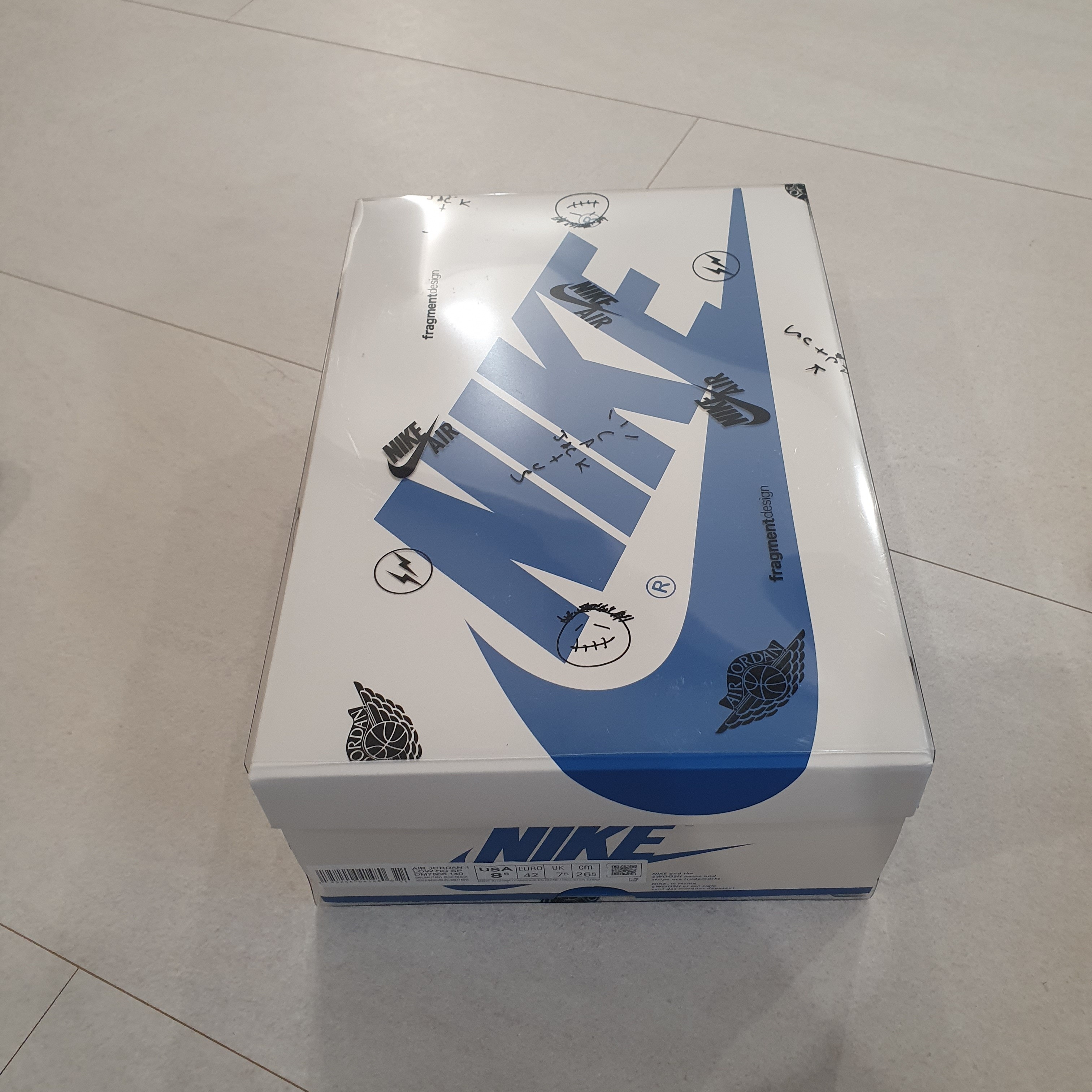 Jordan 1 x Travis Scott x Fragment Retro Low OG SP Military Blue 착용 스타일 - 1