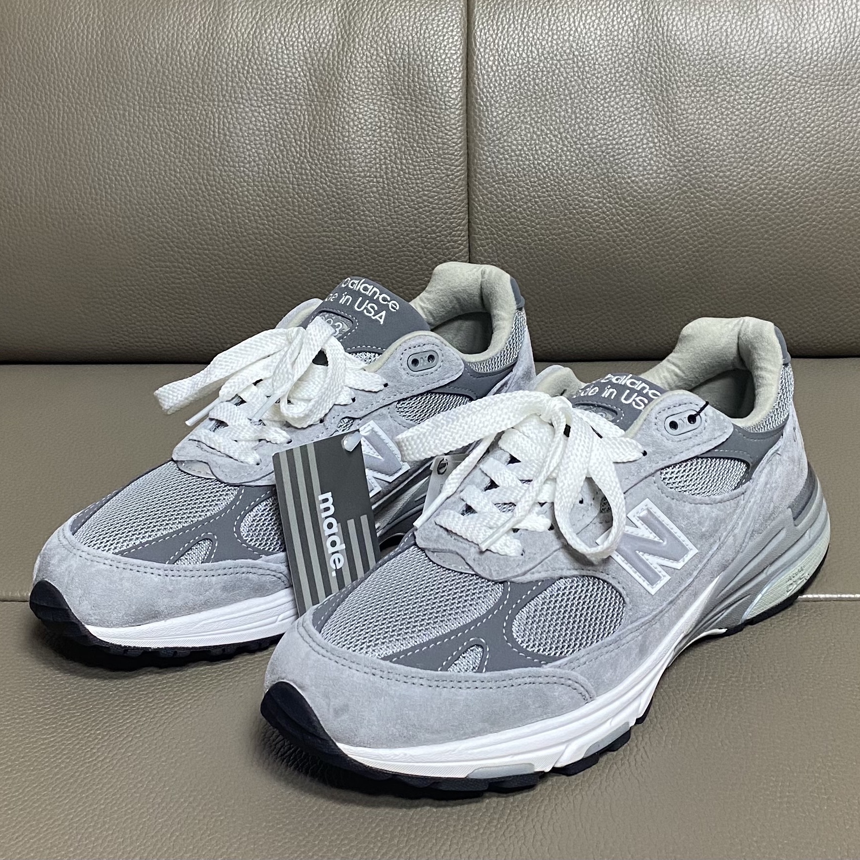 New Balance 993 Made in USA Grey - D Standard 착용 스타일