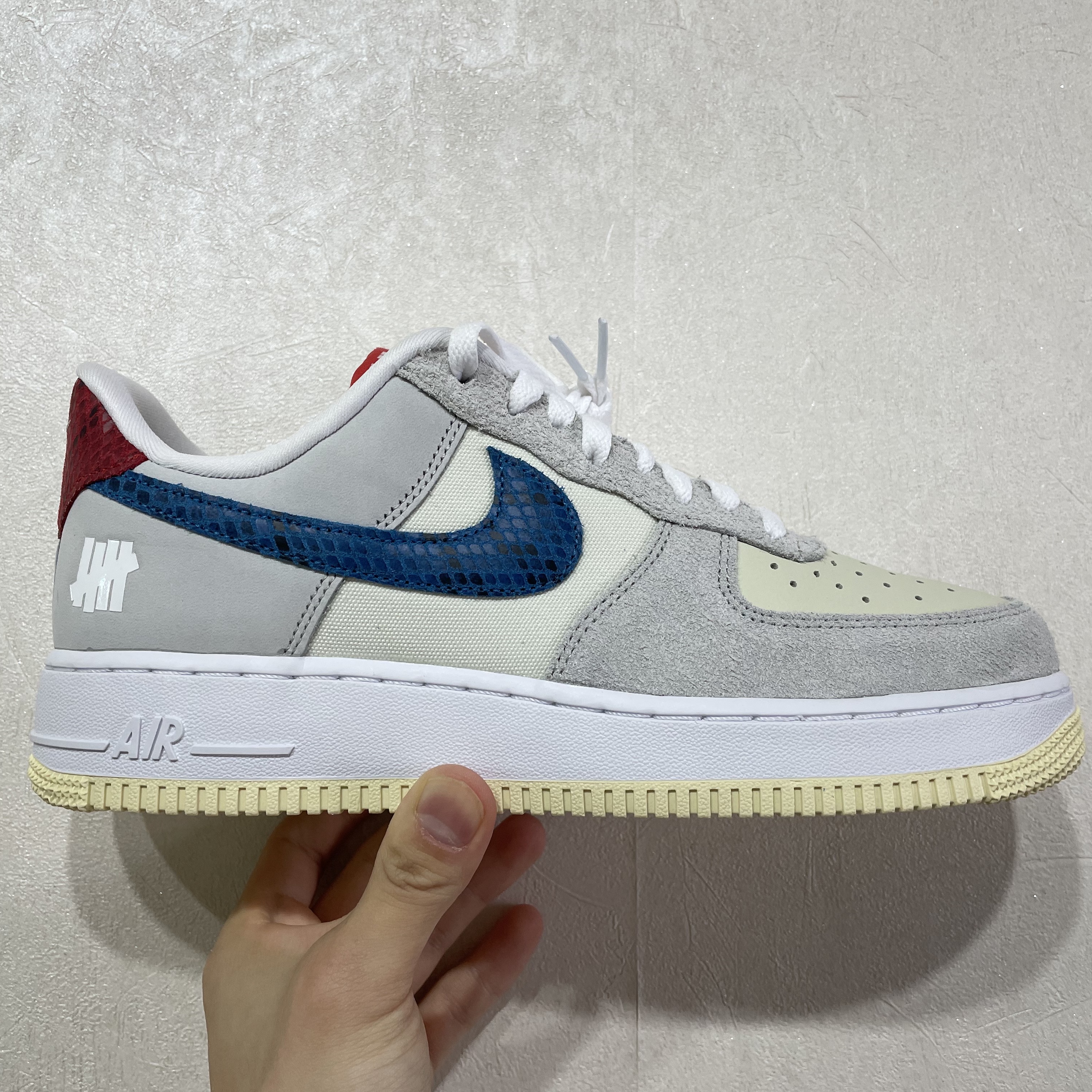 Nike x Undefeated Air Force 1 Low SP 5 On It 착용 스타일 - 3