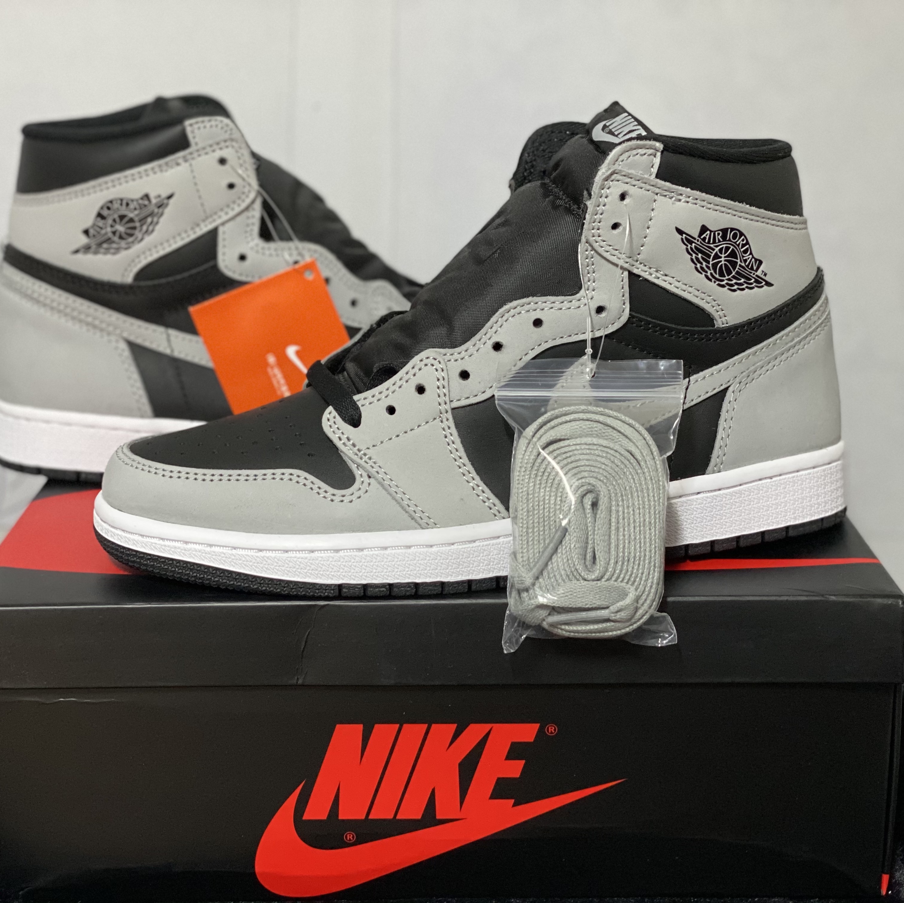 Jordan 1 Retro High OG Shadow 2.0 착용 스타일 - 3
