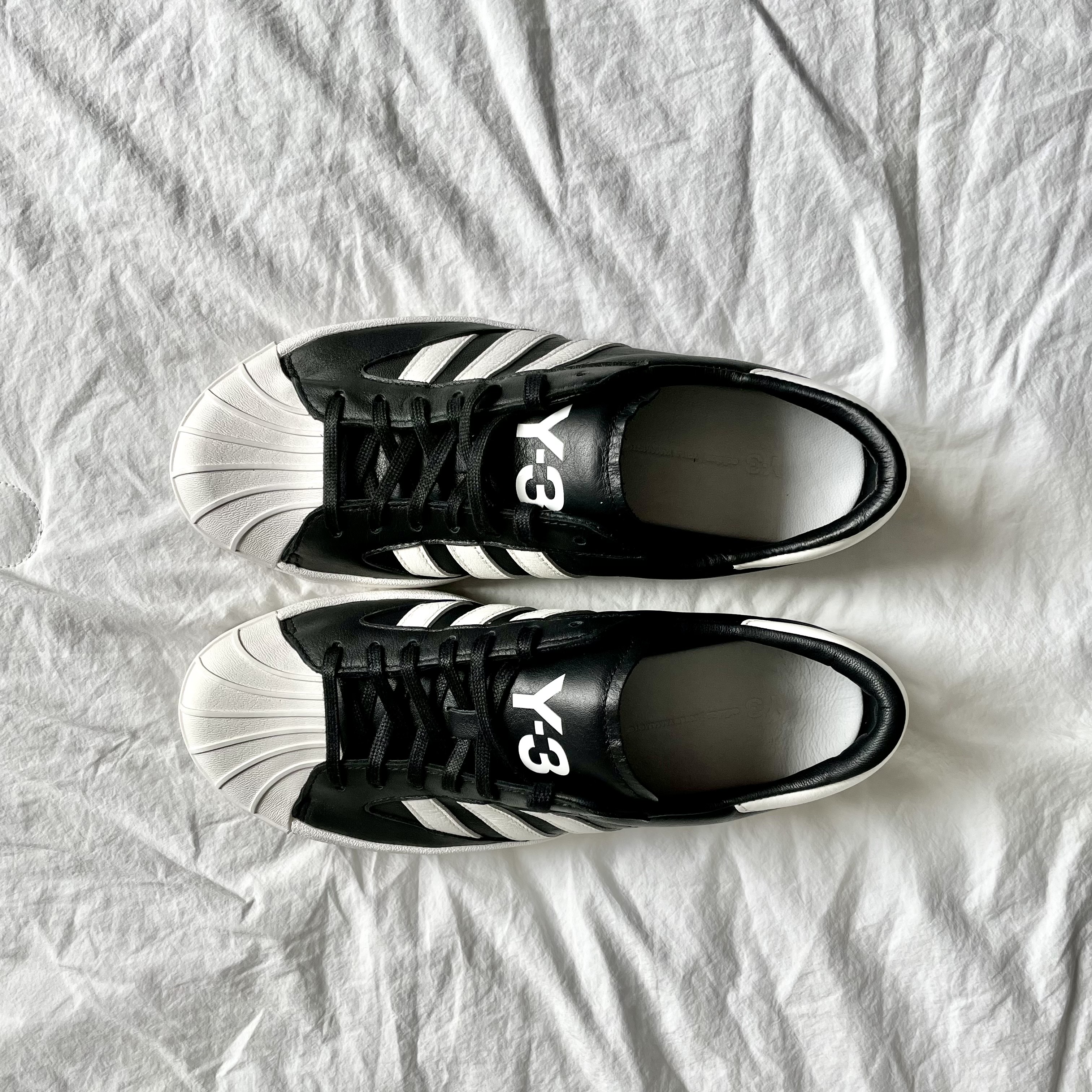 Y-3 Yohji Star Black White 착용 스타일 - 2