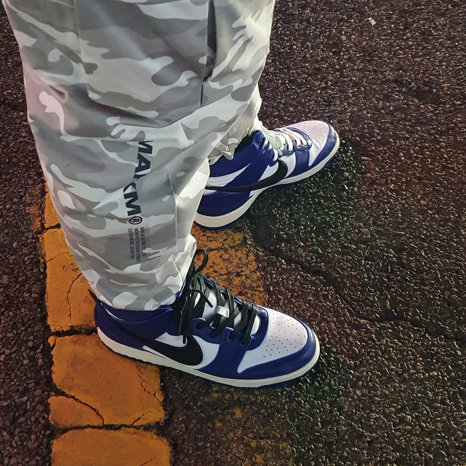 Nike x Ambush Dunk High Deep Royal Blue 착용 스타일 - 1
