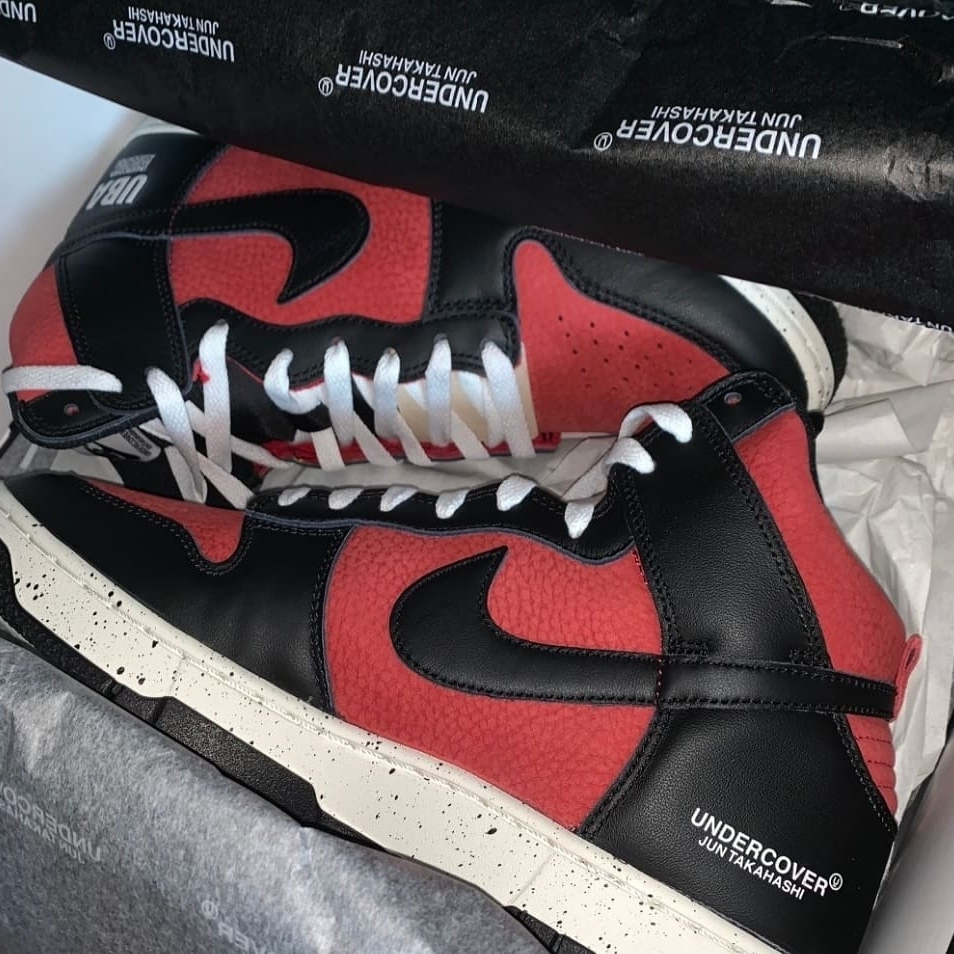 Nike x Undercover Dunk High 1985 Gym Red 착용 스타일 - 2