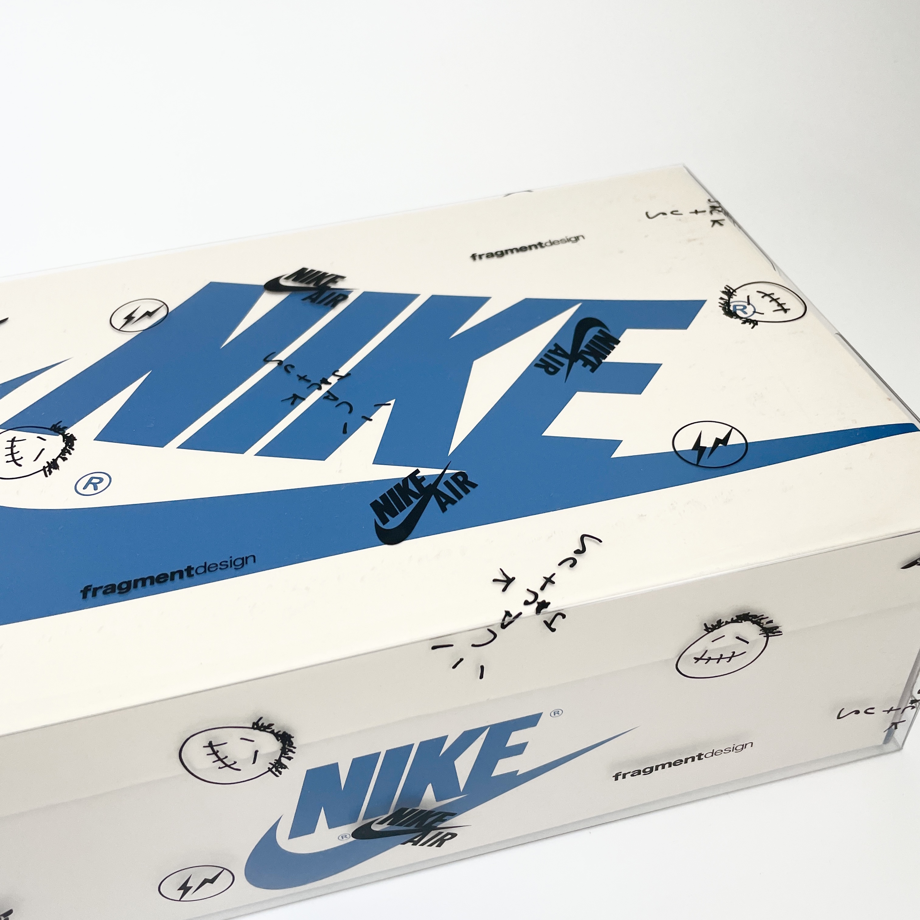 Jordan 1 x Travis Scott x Fragment Retro Low OG SP Military Blue 착용 스타일 - 3