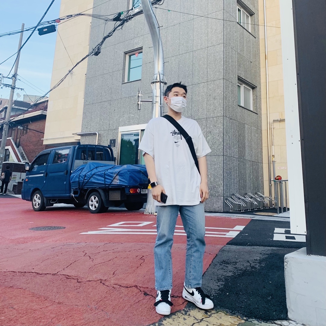 Nike x Peaceminusone Air Force 1 Low Para-Noise 2.0, Nike x Stussy WT T-Shirt White - US/EU 착용 스타일