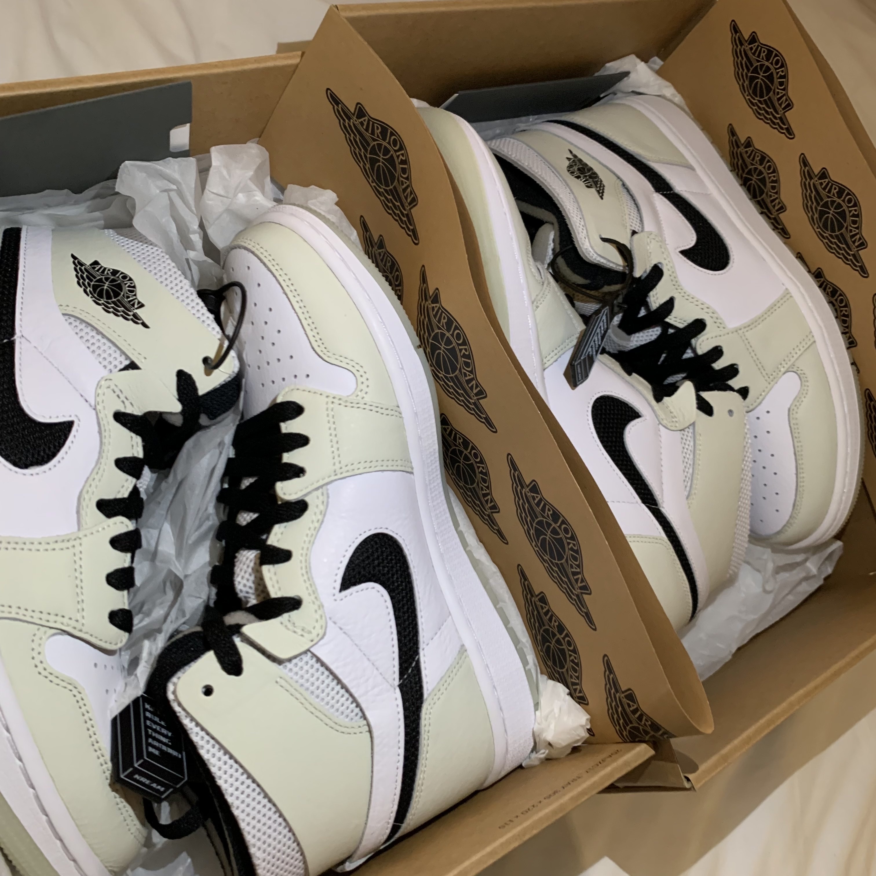 (W) Jordan 1 Zoom Air CMFT Light Bone 착용 스타일