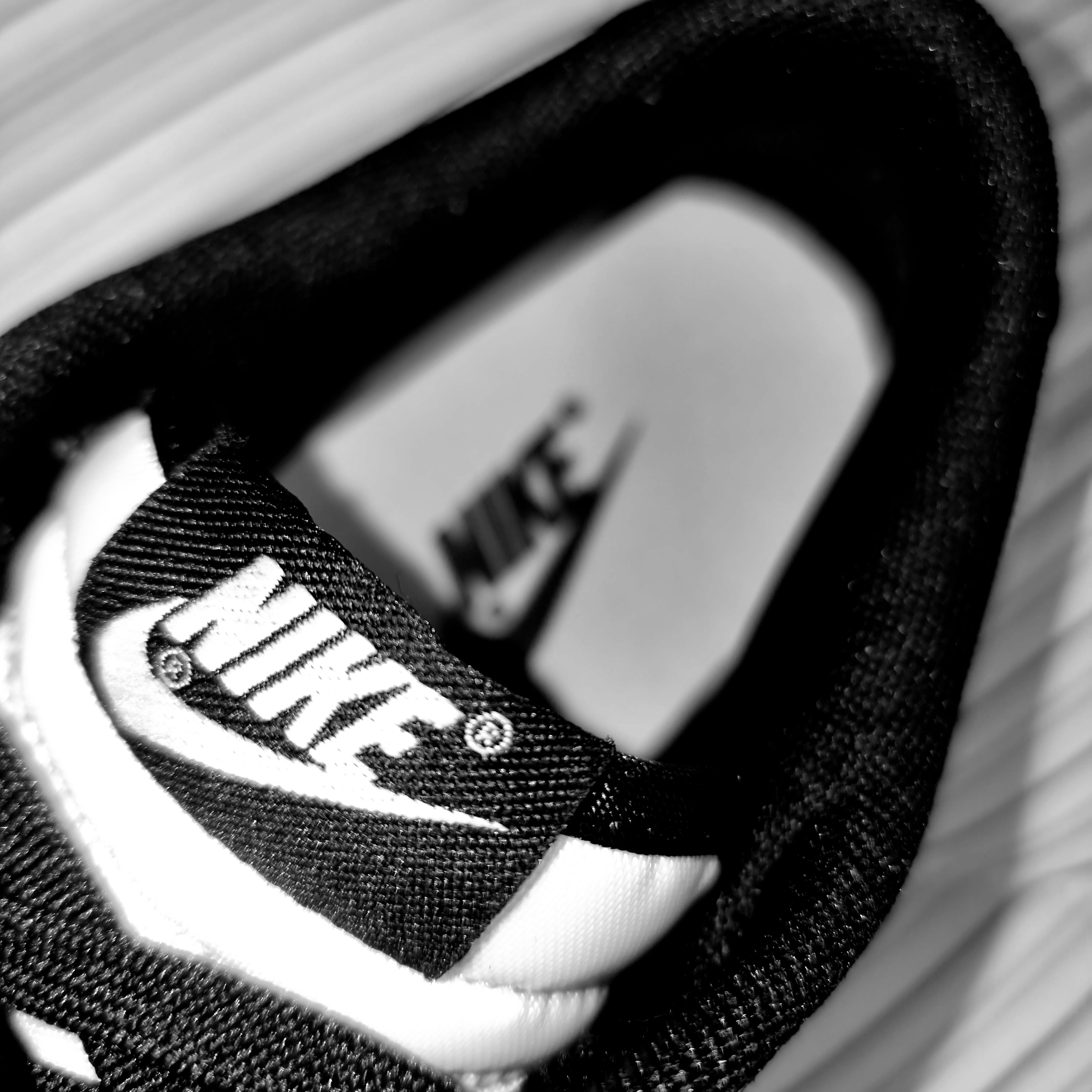 Nike Dunk Low Retro Black 착용 스타일 - 1