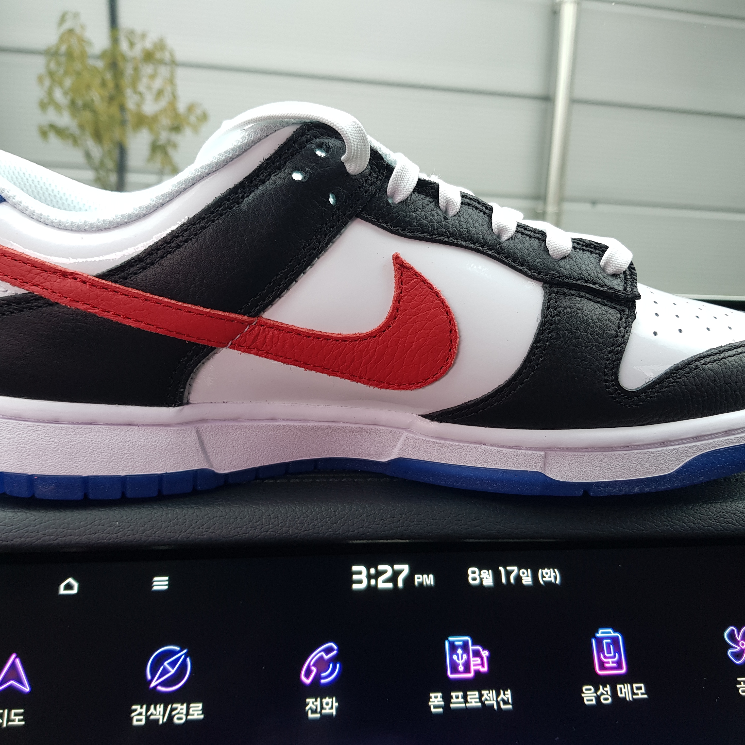 Nike Dunk Low SE Seoul 착용 스타일