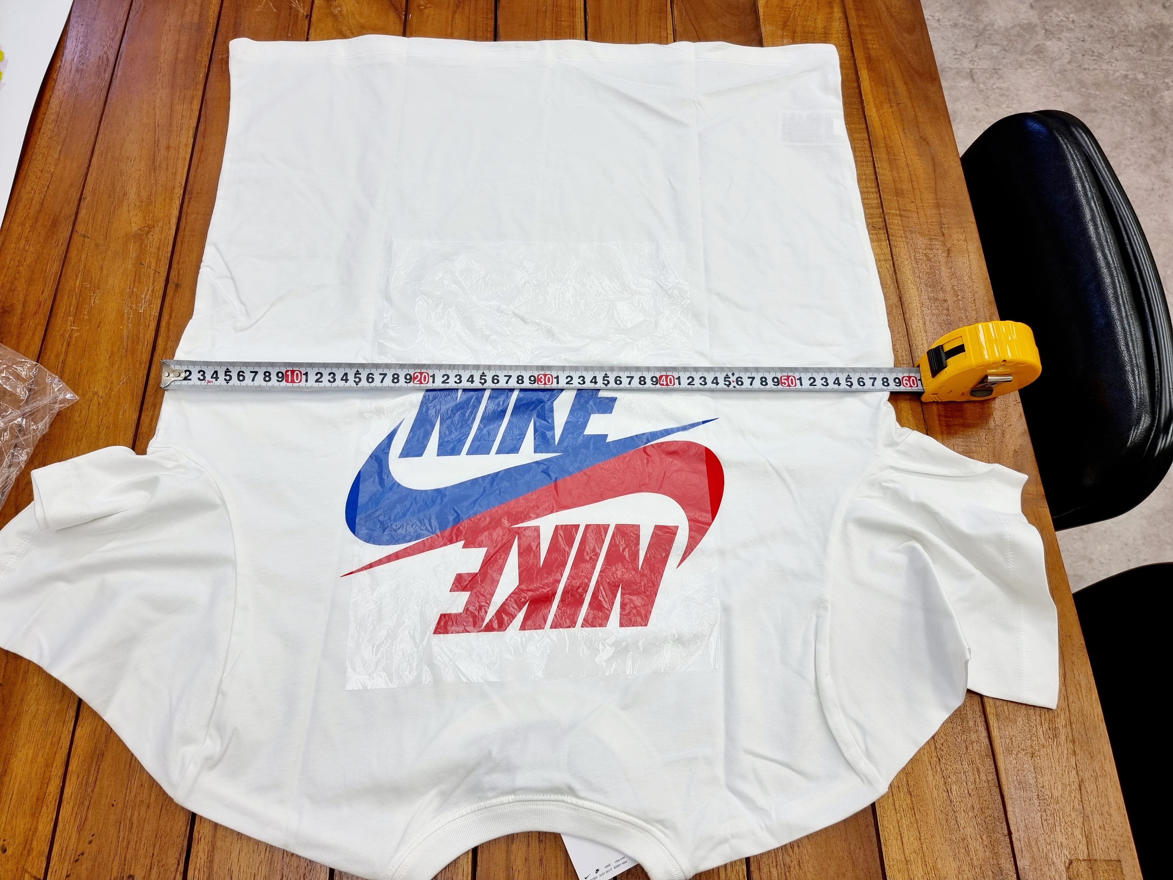 Nike Hangul T-Shirt White 착용 스타일 - 2