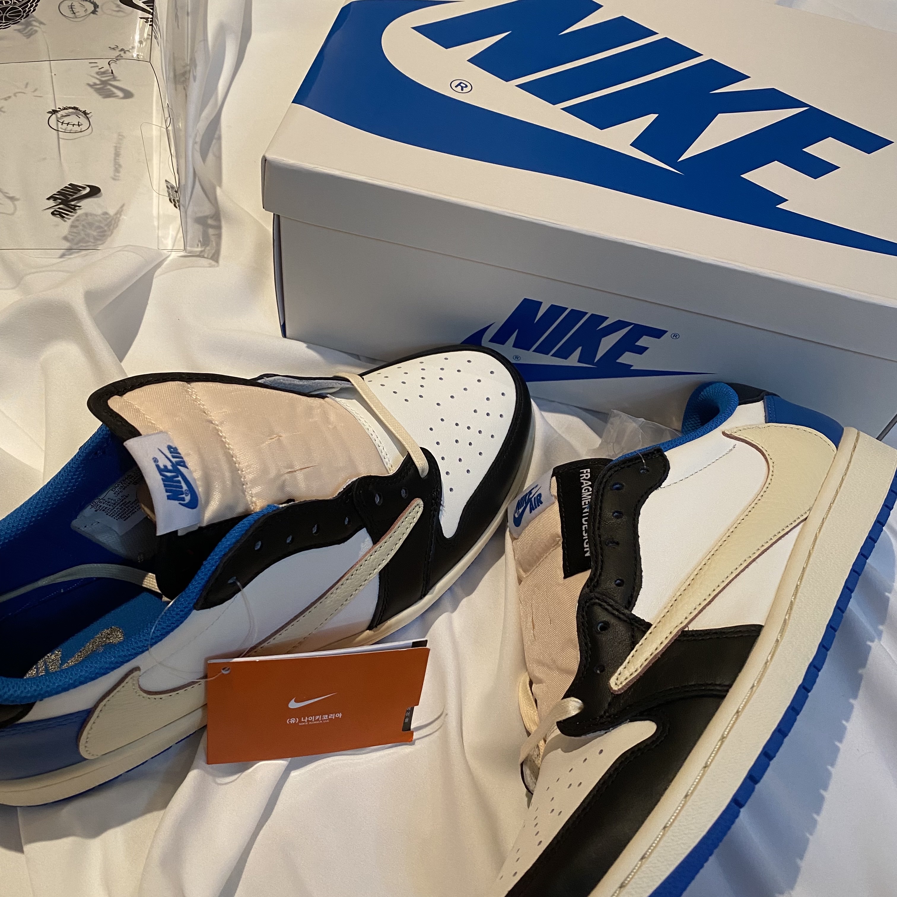 Jordan 1 x Travis Scott x Fragment Retro Low OG SP Military Blue 착용 스타일 - 4