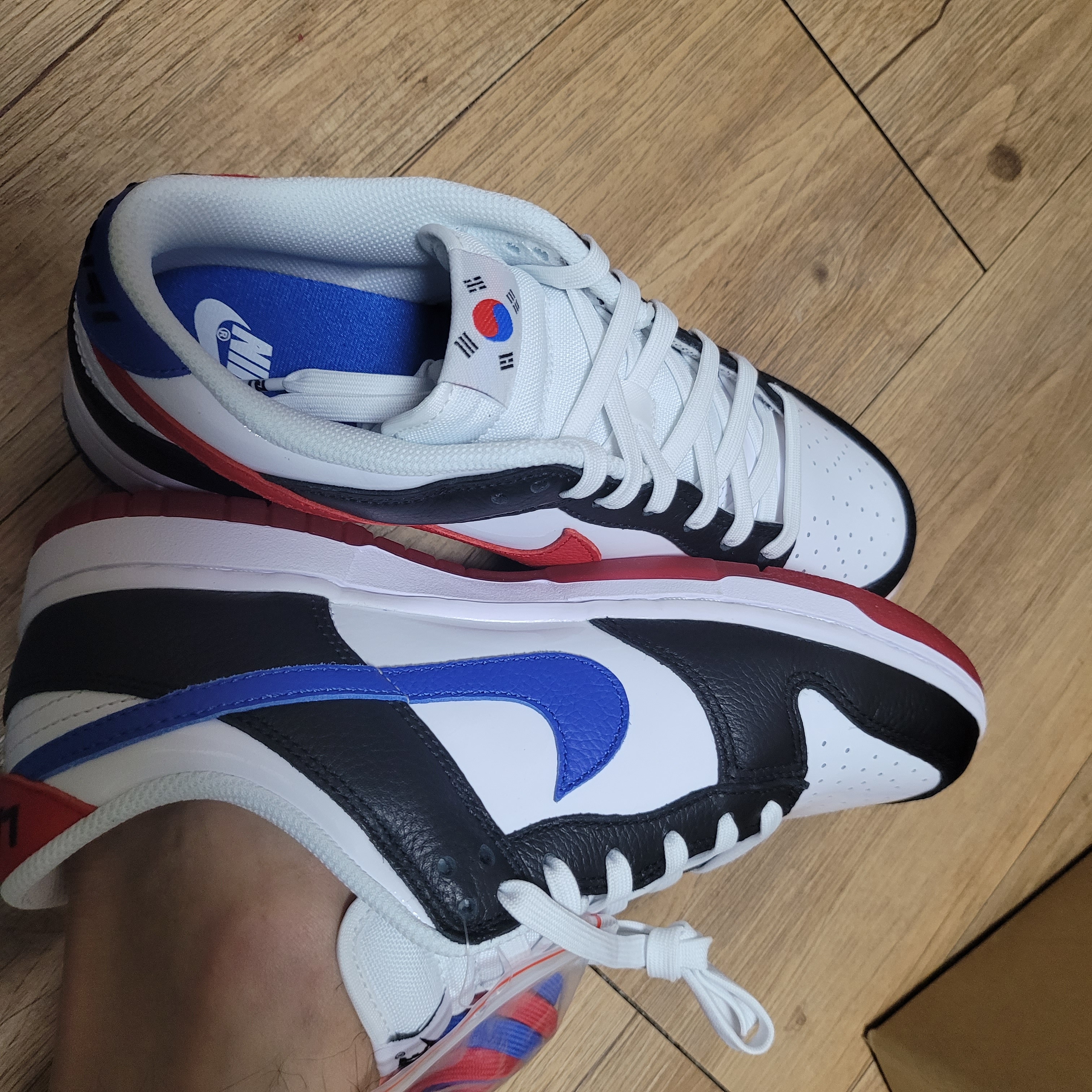 Nike Dunk Low SE Seoul 착용 스타일 - 2