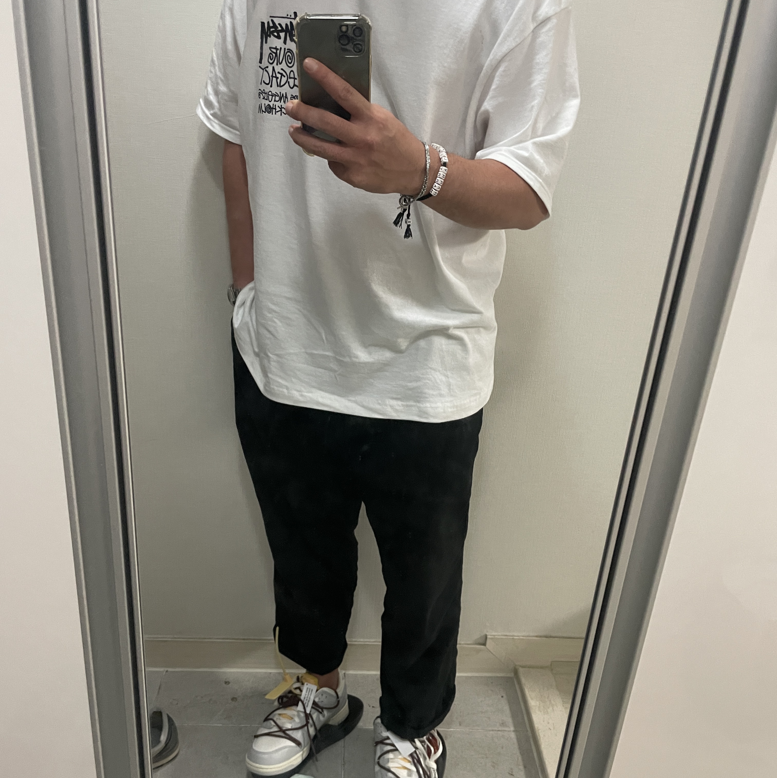 Stussy x Our Legacy Surfman T-Shirt White - 21SS, Nike x Off-White Dunk Low The 50 - Lot 46 착용 스타일