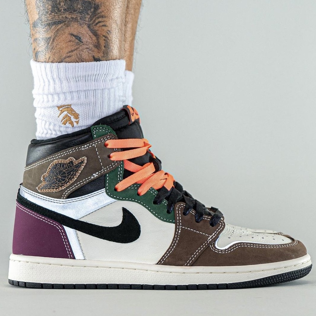 Jordan 1 Retro High OG Black Mocha 착용 스타일 - 4