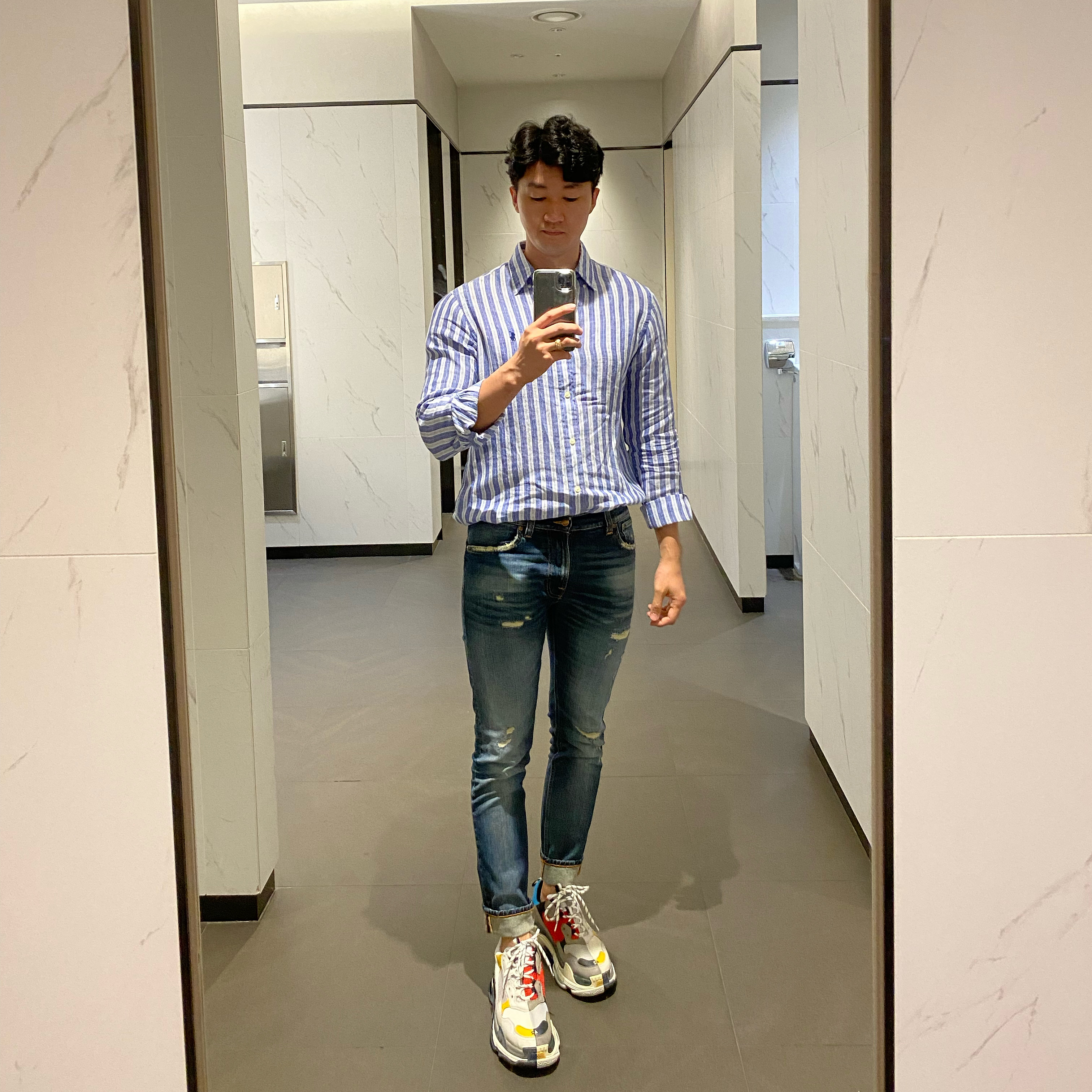 Balenciaga Triple S Bicolor White Light Grey Yellow 2018 착용 스타일