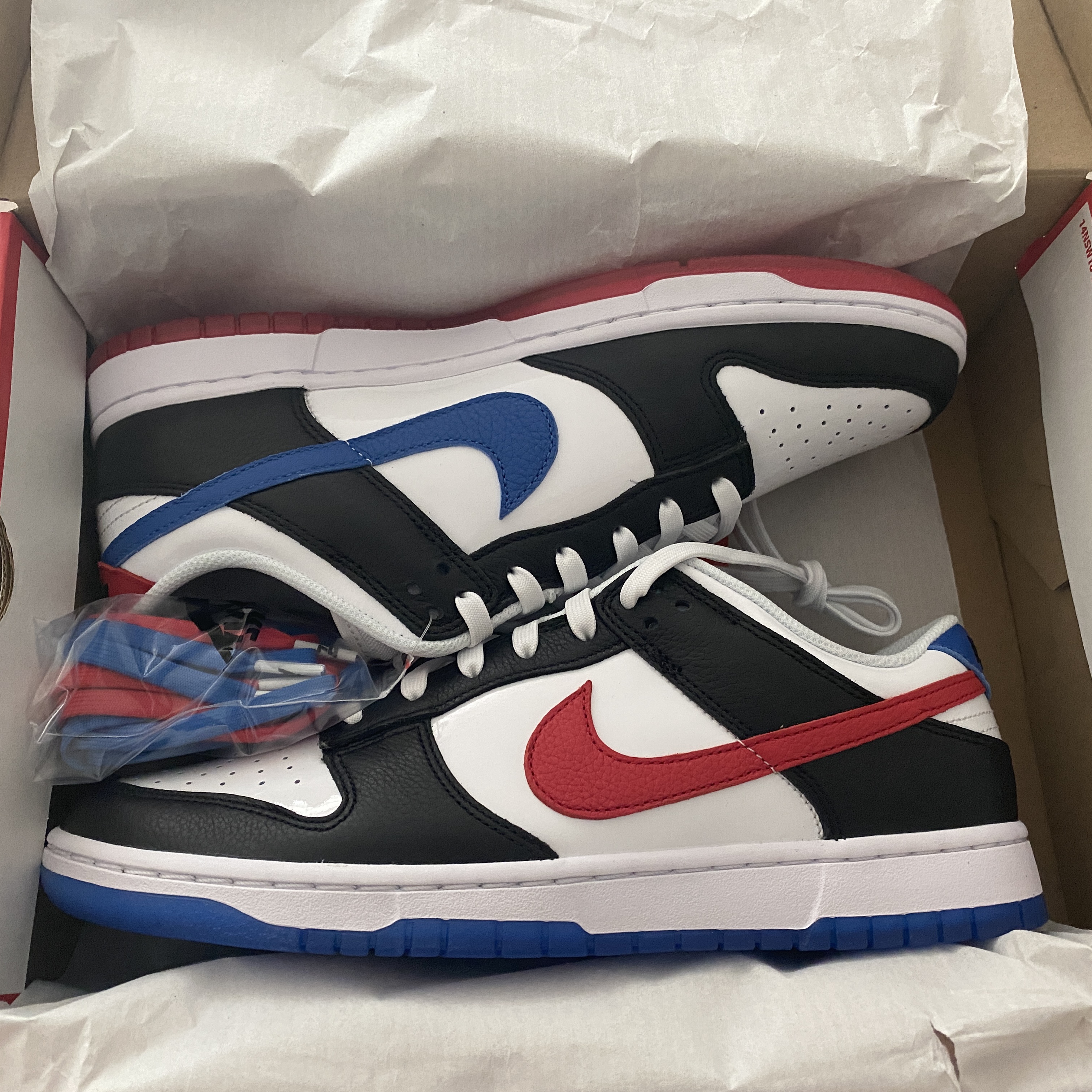 Nike Dunk Low SE Seoul 착용 스타일