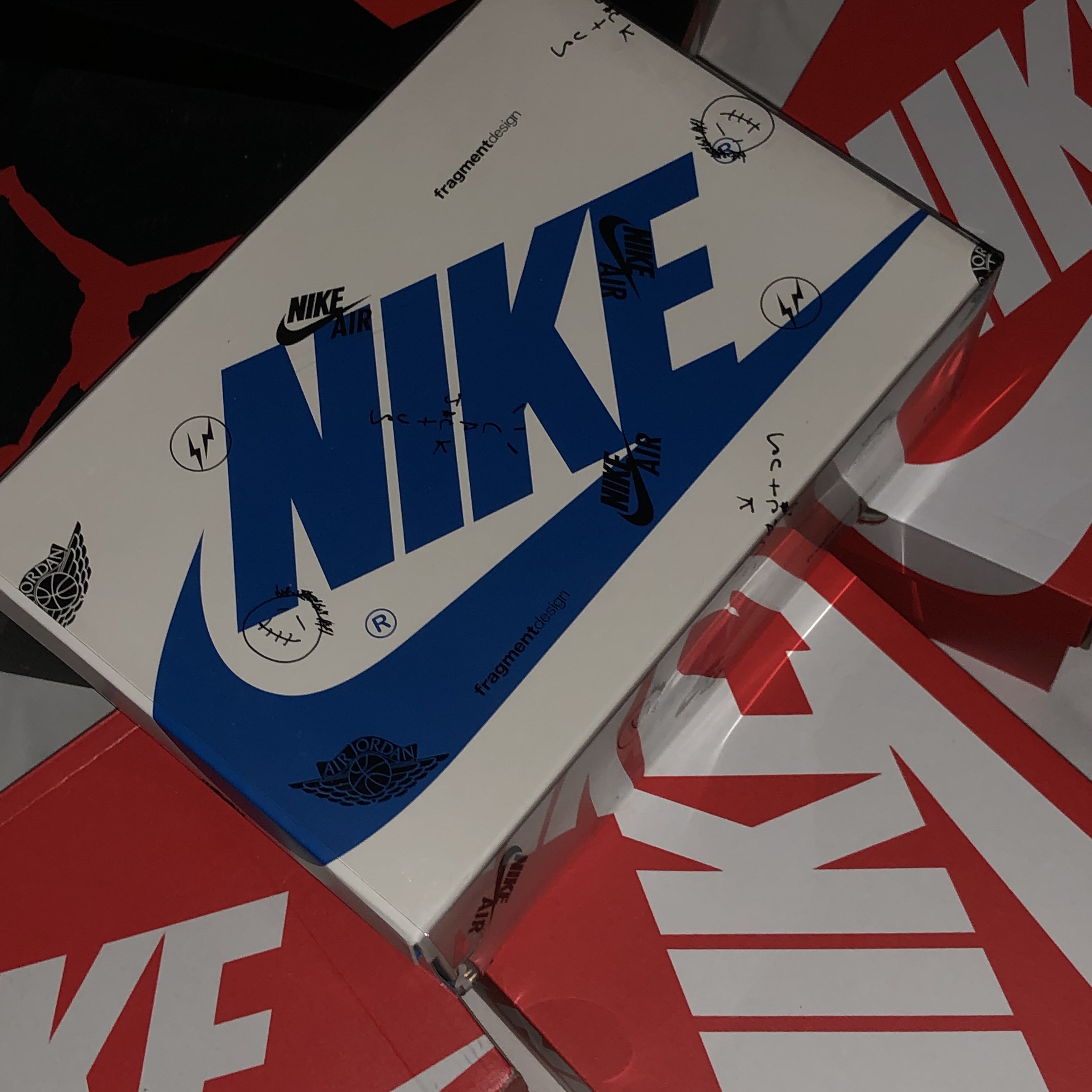 Jordan 1 x Travis Scott x Fragment Retro Low OG SP Military Blue 착용 스타일