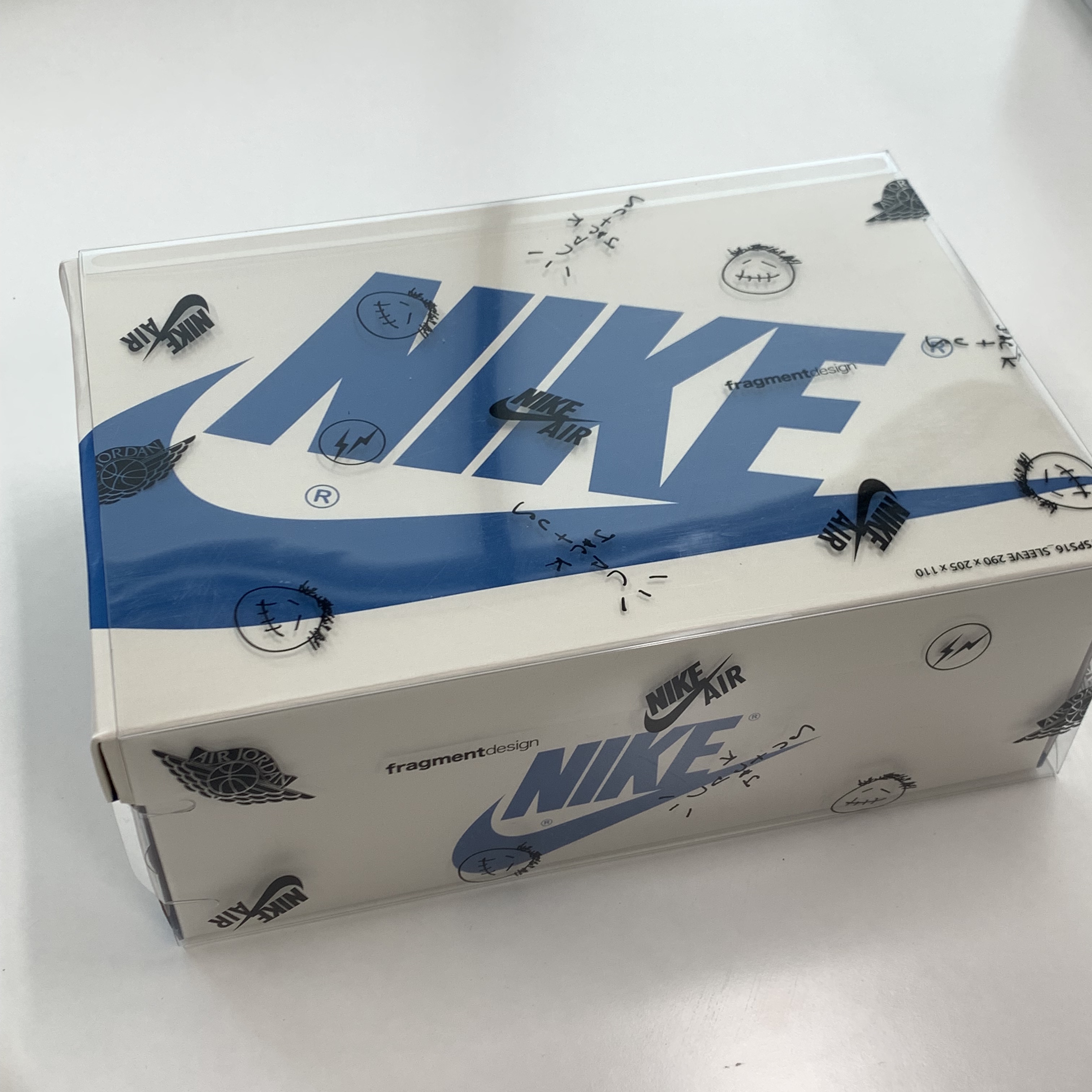 Jordan 1 x Travis Scott x Fragment Retro Low OG SP Military Blue 착용 스타일 - 4