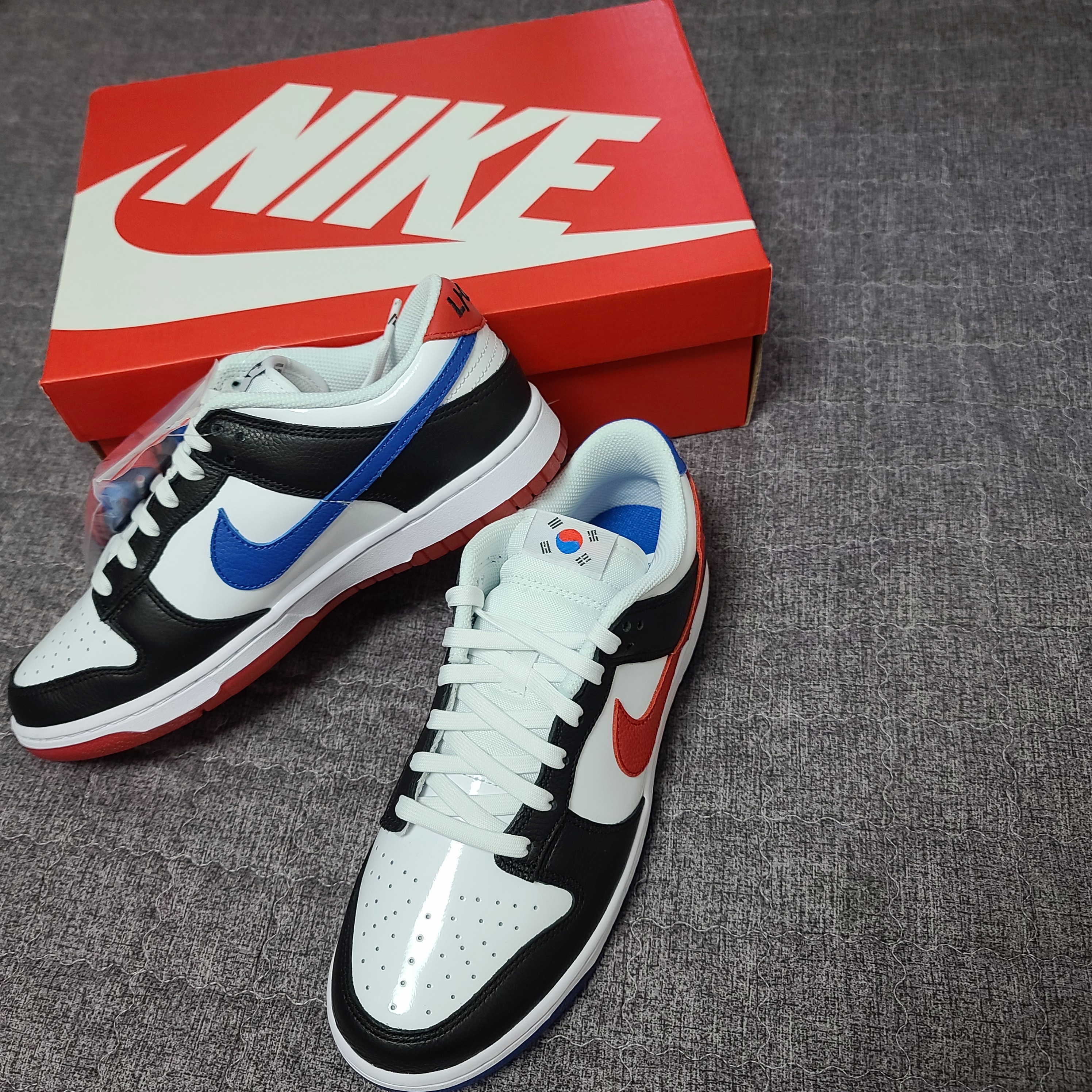 Nike Dunk Low SE Seoul 착용 스타일 - 1