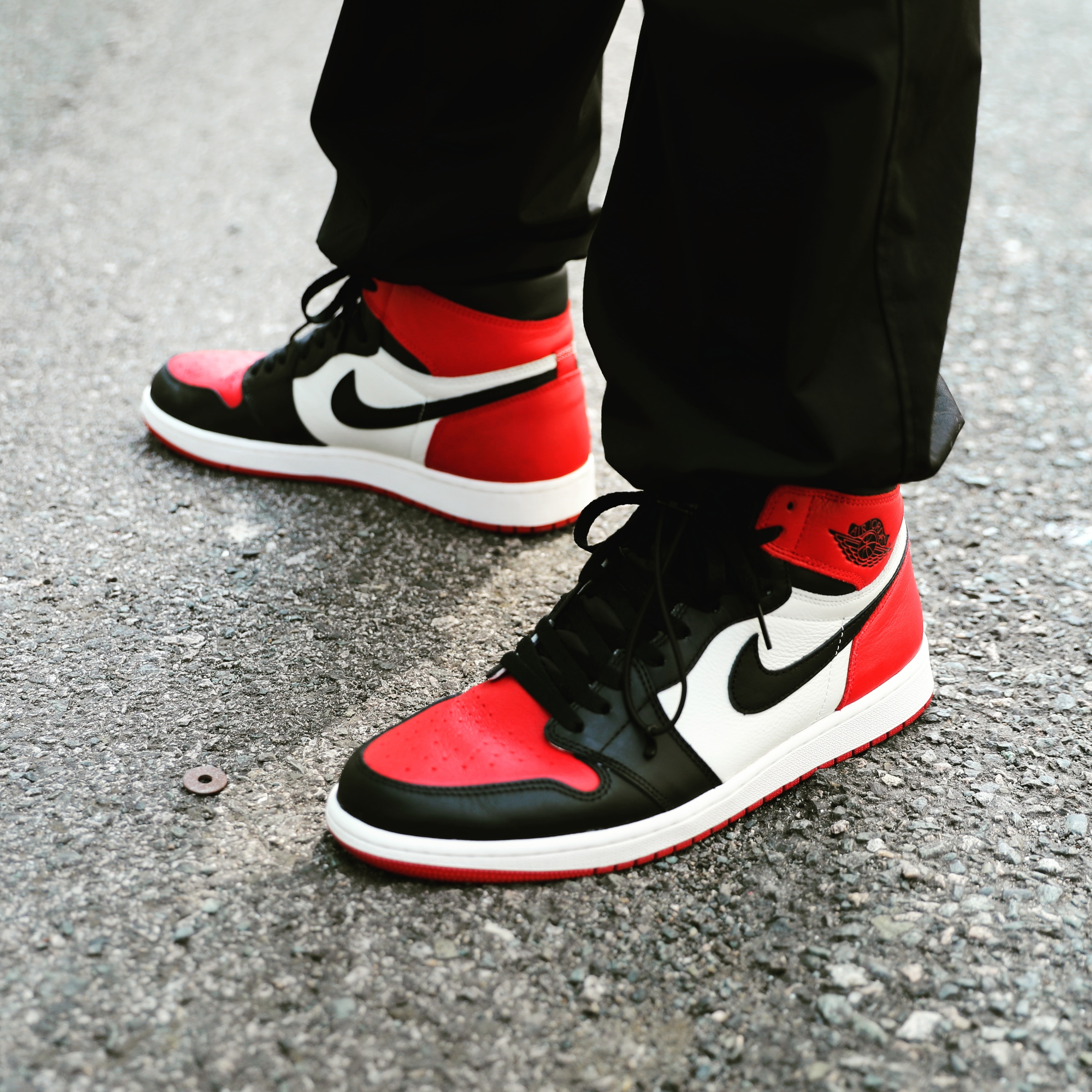 Jordan 1 Retro High OG Bred Toe 착용 스타일 - 2