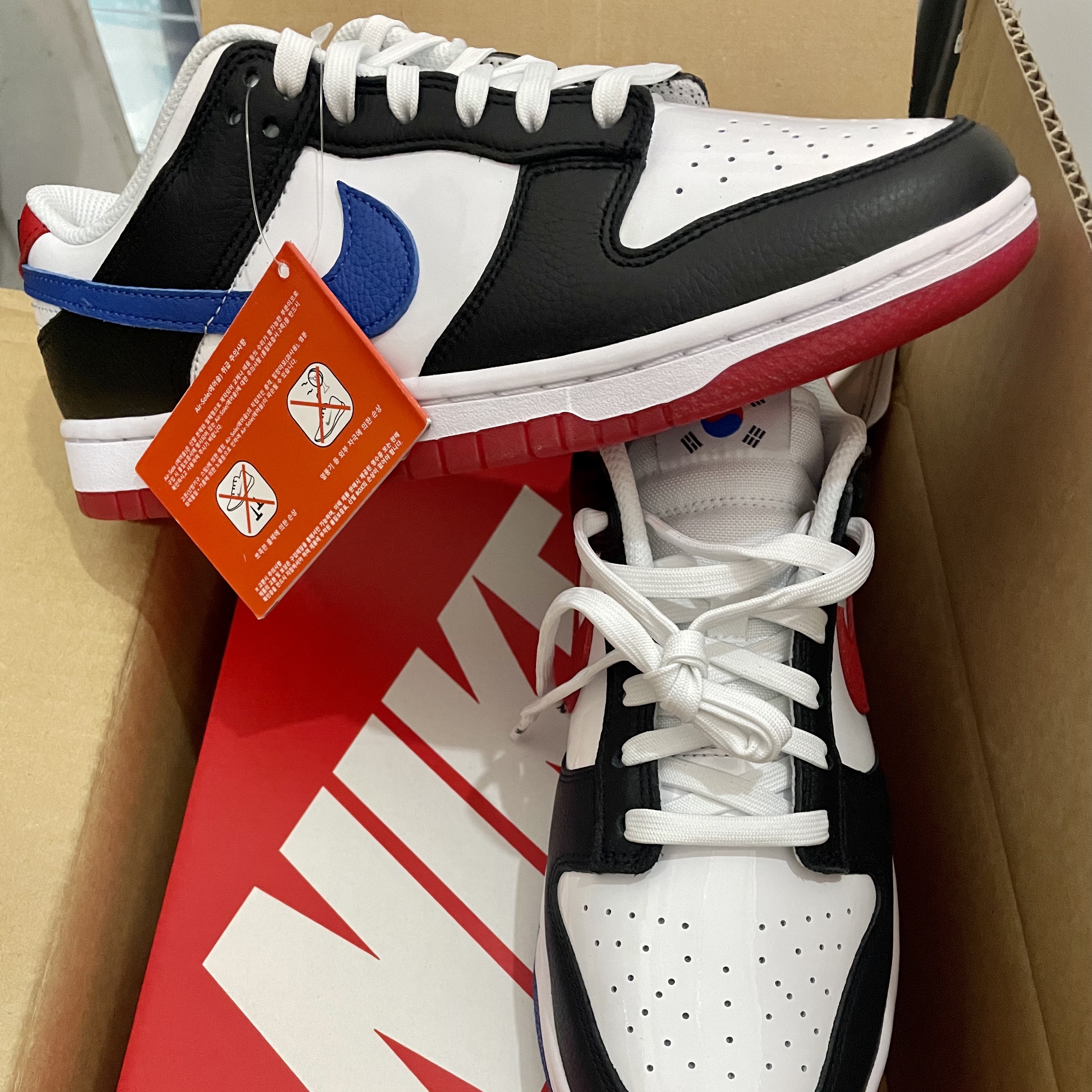 Nike Dunk Low SE Seoul 착용 스타일 - 2