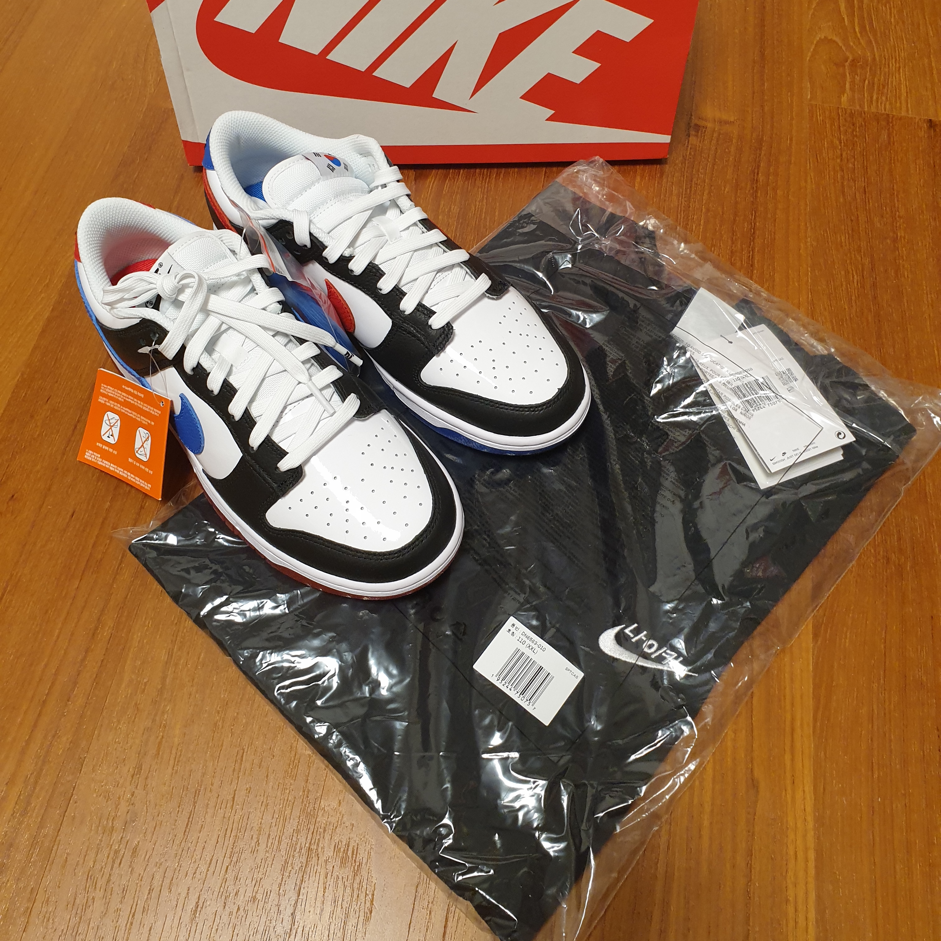 Nike Dunk Low SE Seoul 착용 스타일 - 1