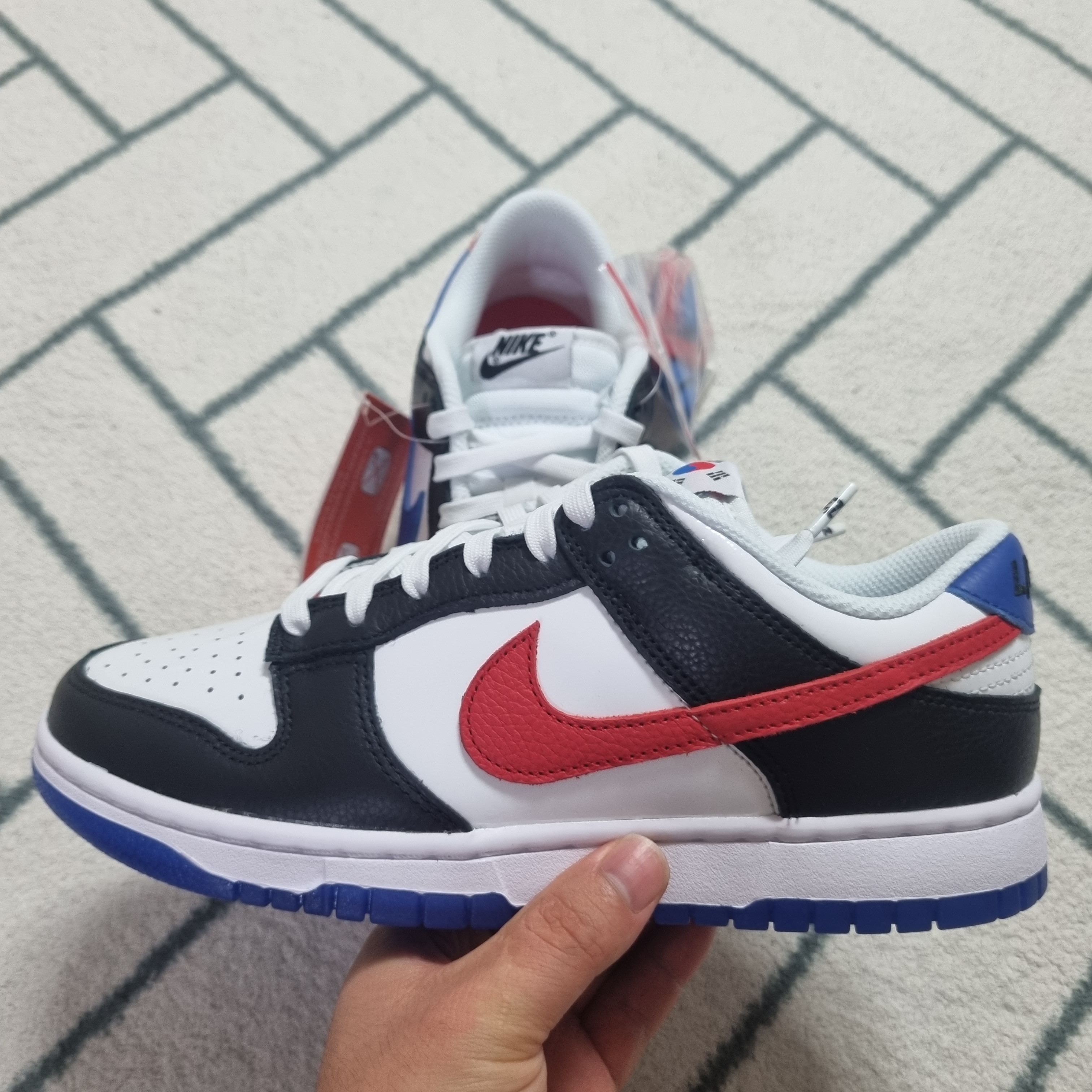 Nike Dunk Low SE Seoul 착용 스타일 - 2