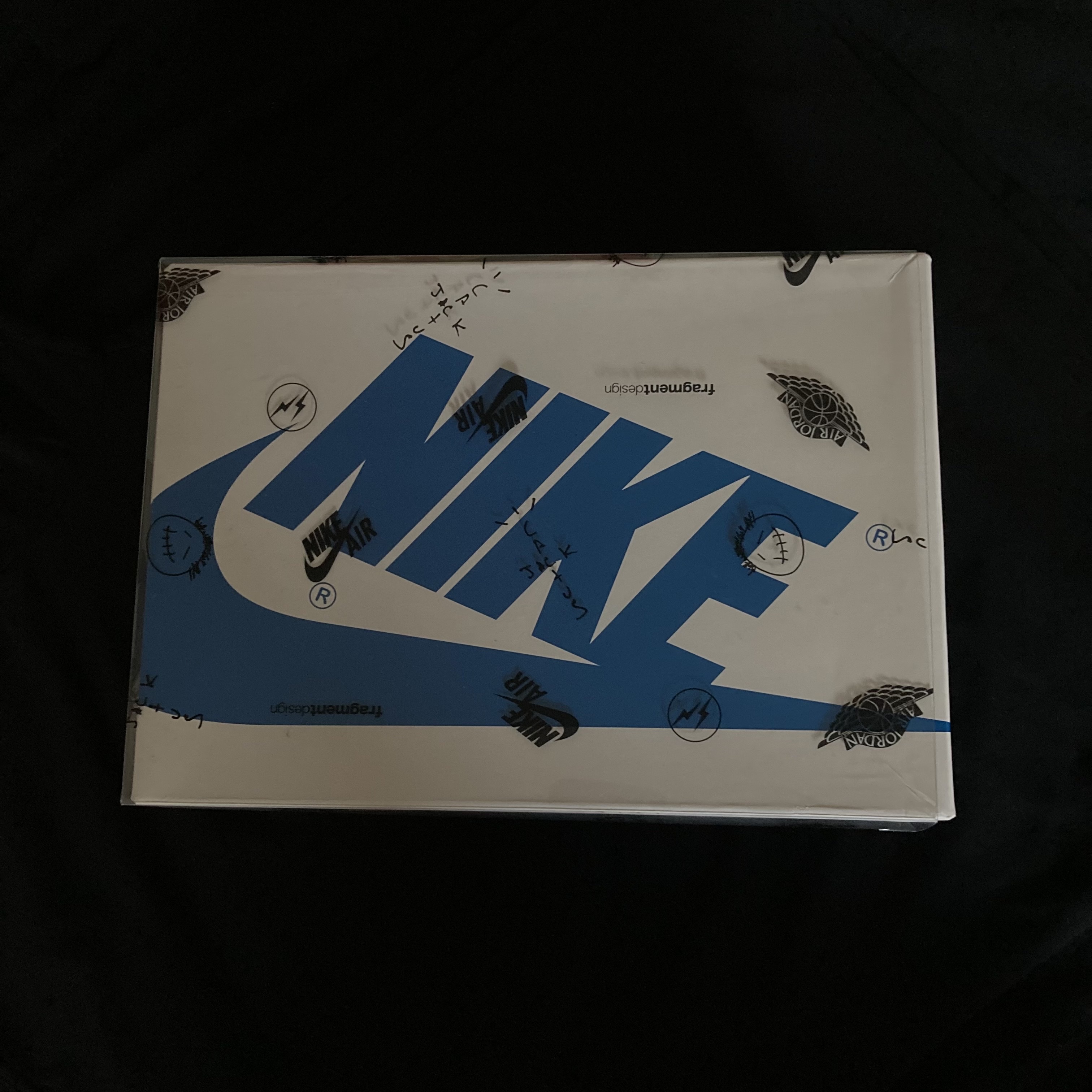 Jordan 1 x Travis Scott x Fragment Retro Low OG SP Military Blue 착용 스타일 - 2
