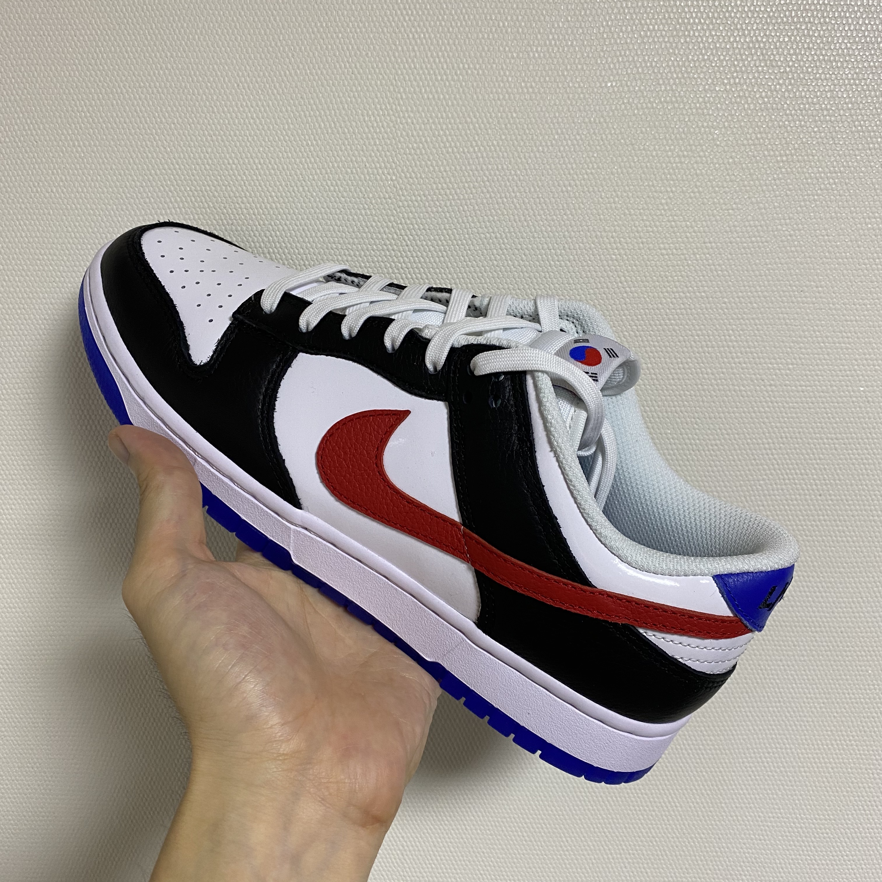 Nike Dunk Low SE Seoul 착용 스타일