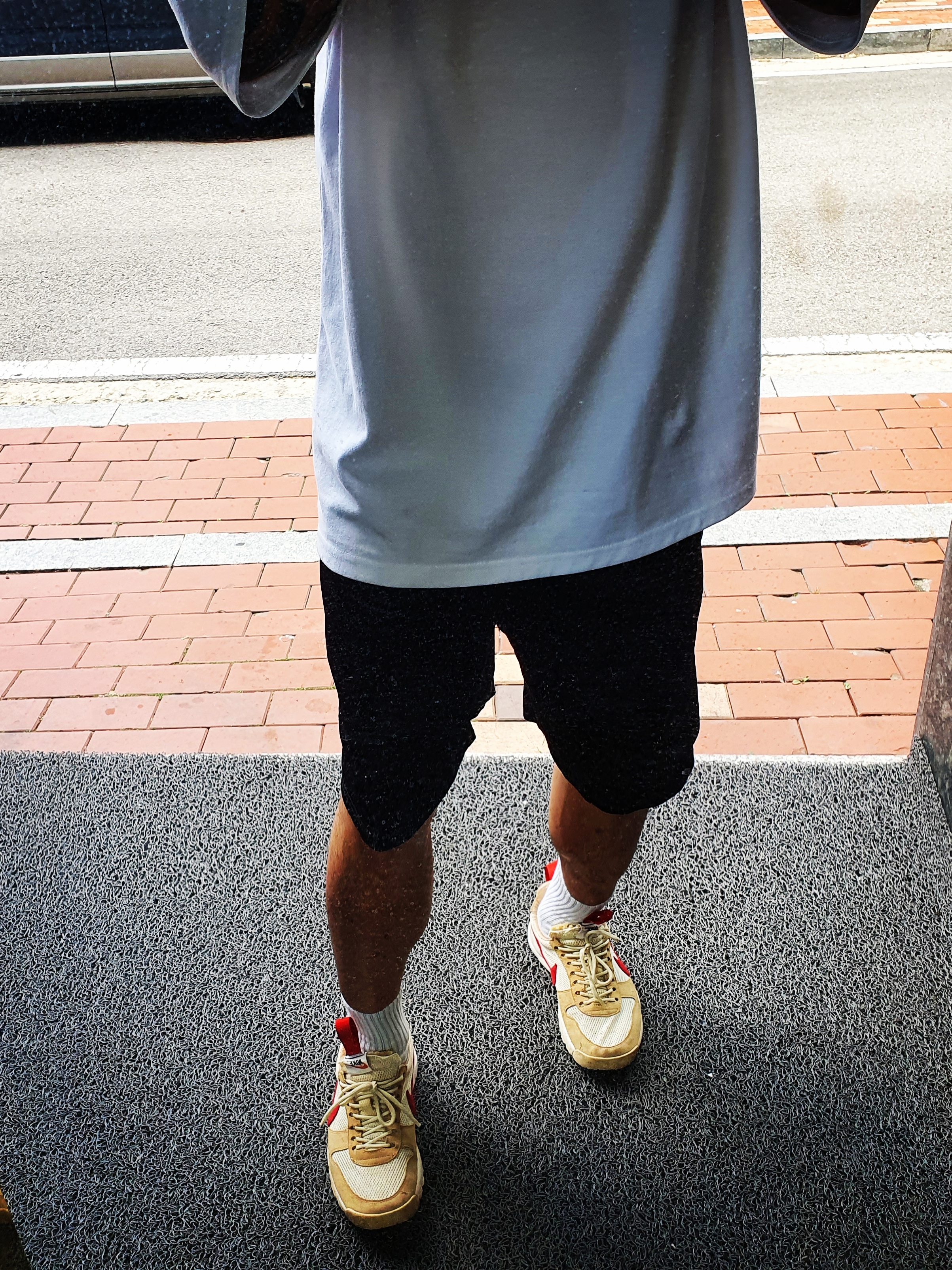 Nike x Tom Sachs Mars Yard Shoe 2.0 Space Camp 착용 스타일
