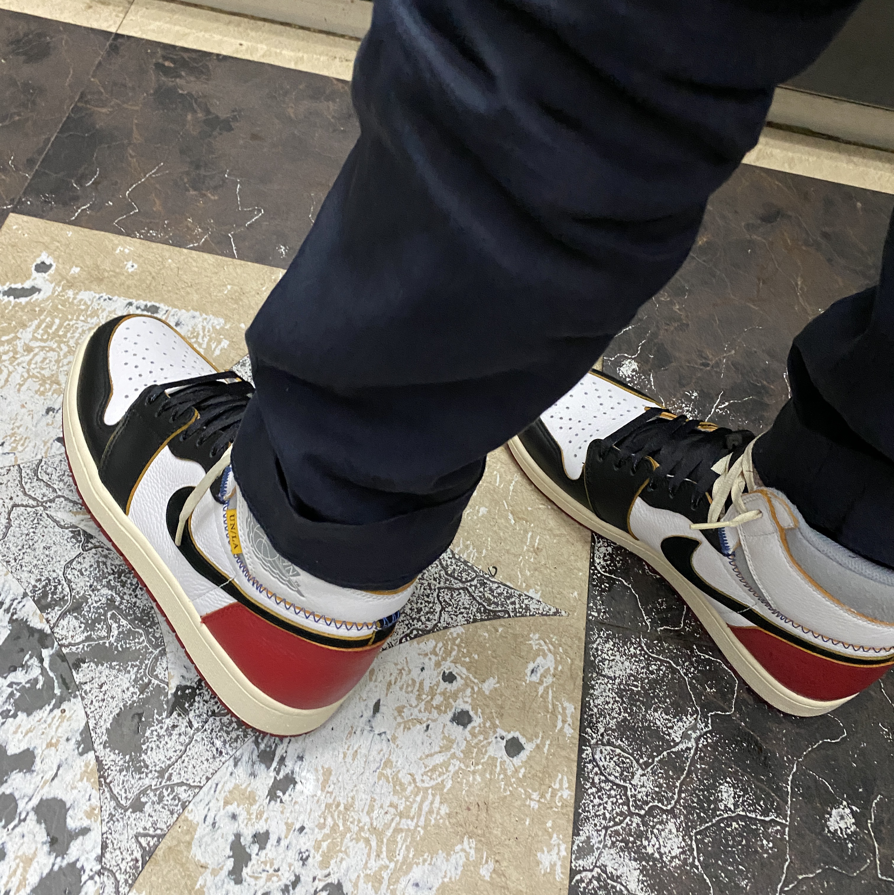 Jordan 1 x Union Retro High Black Toe 착용 스타일 - 3