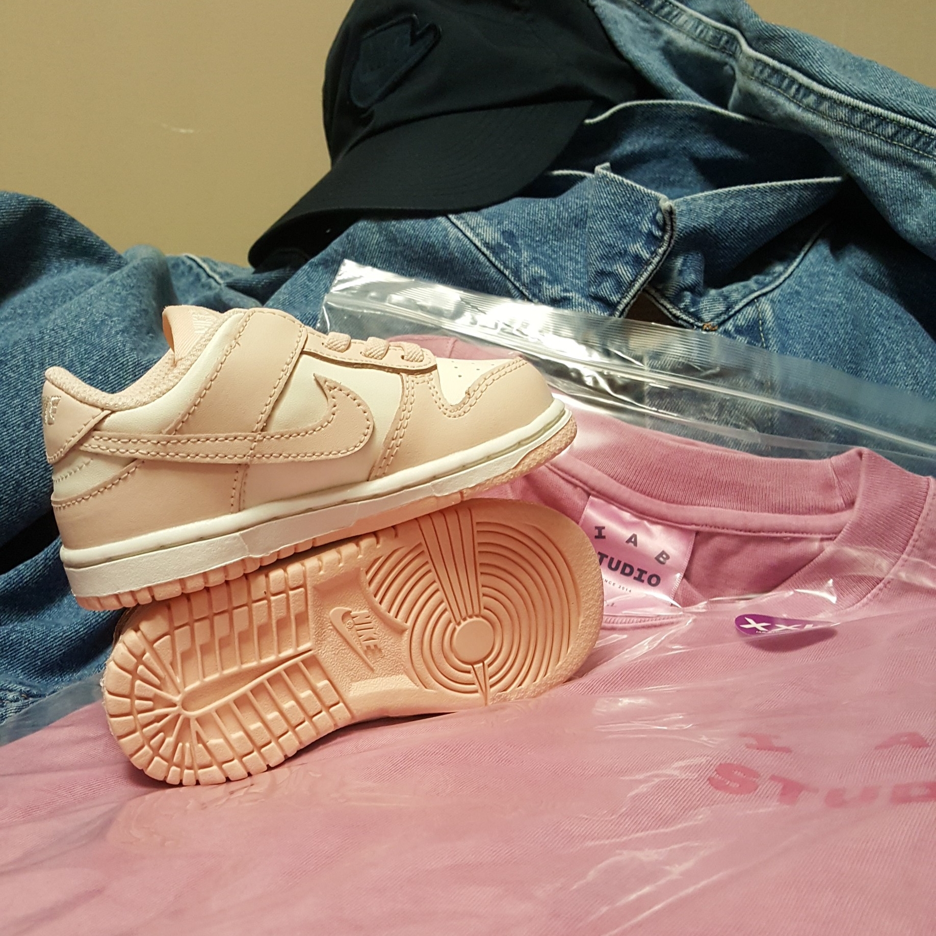 IAB Studio Pigment T-Shirt Magenta, (PS) Nike Dunk Low Orange Pearl 착용 스타일 - 4