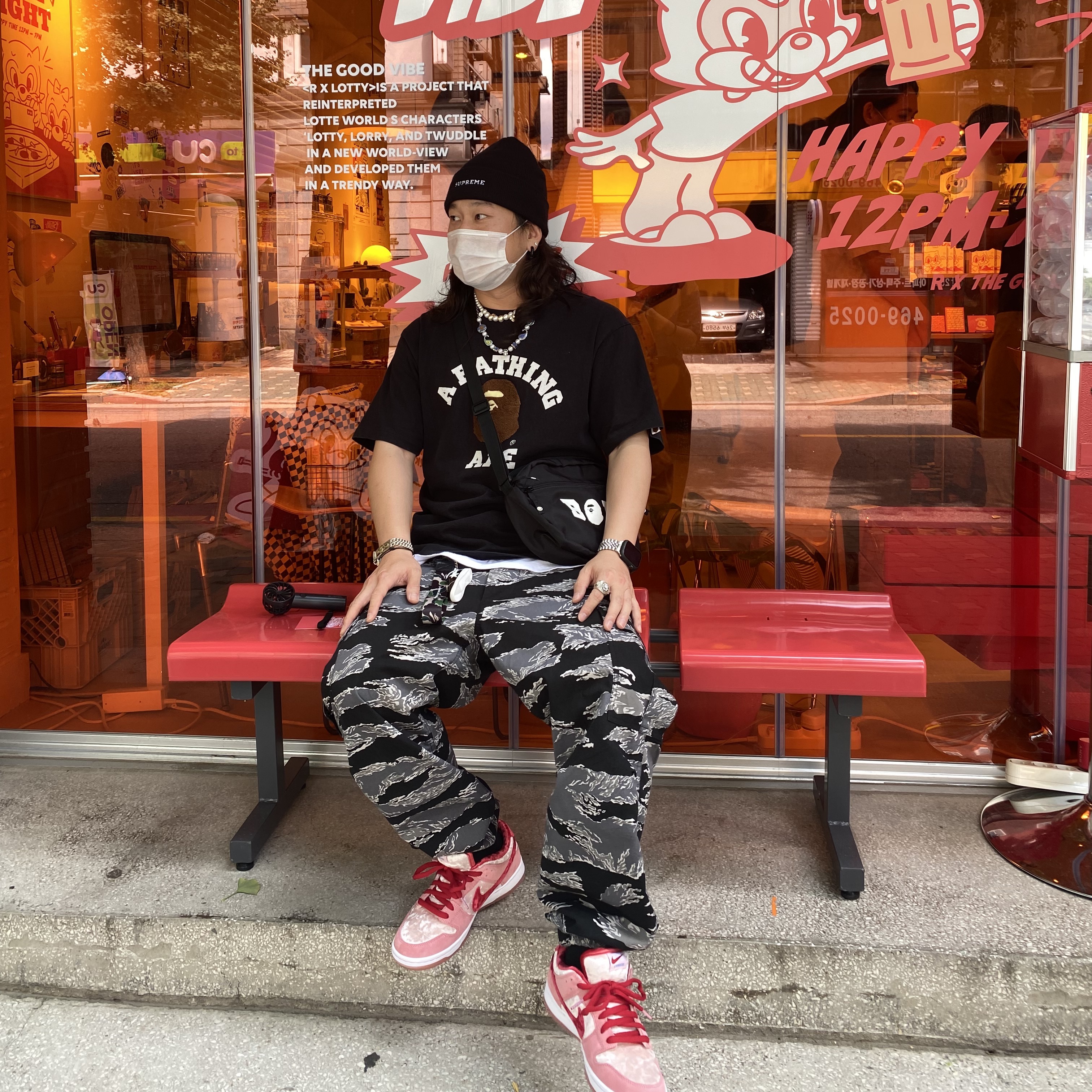 Nike x StrangeLove SB Dunk Low Pink (Regular Box) 착용 스타일