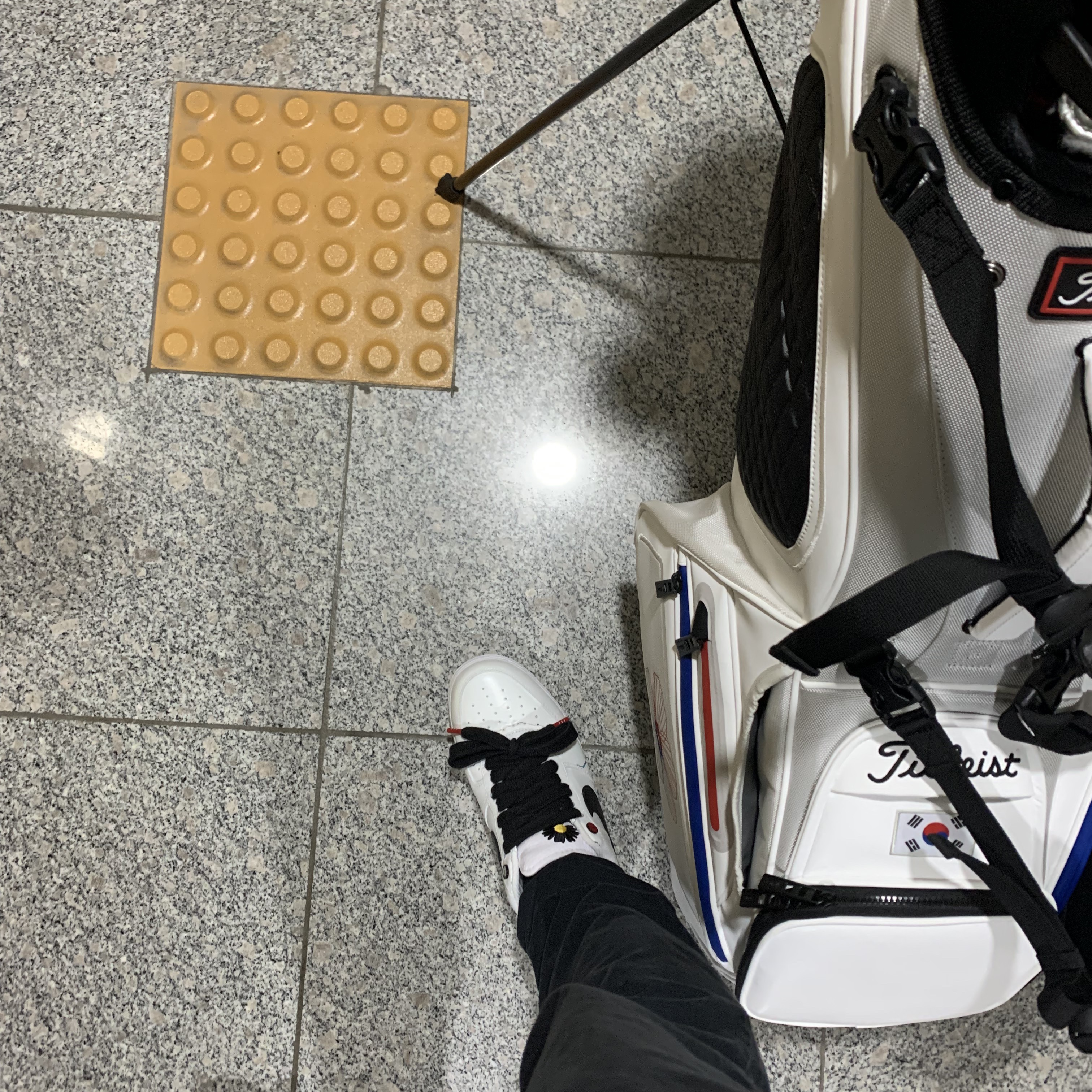 Nike x Peaceminusone Air Force 1 Low Para-Noise 2.0 착용 스타일 - 1