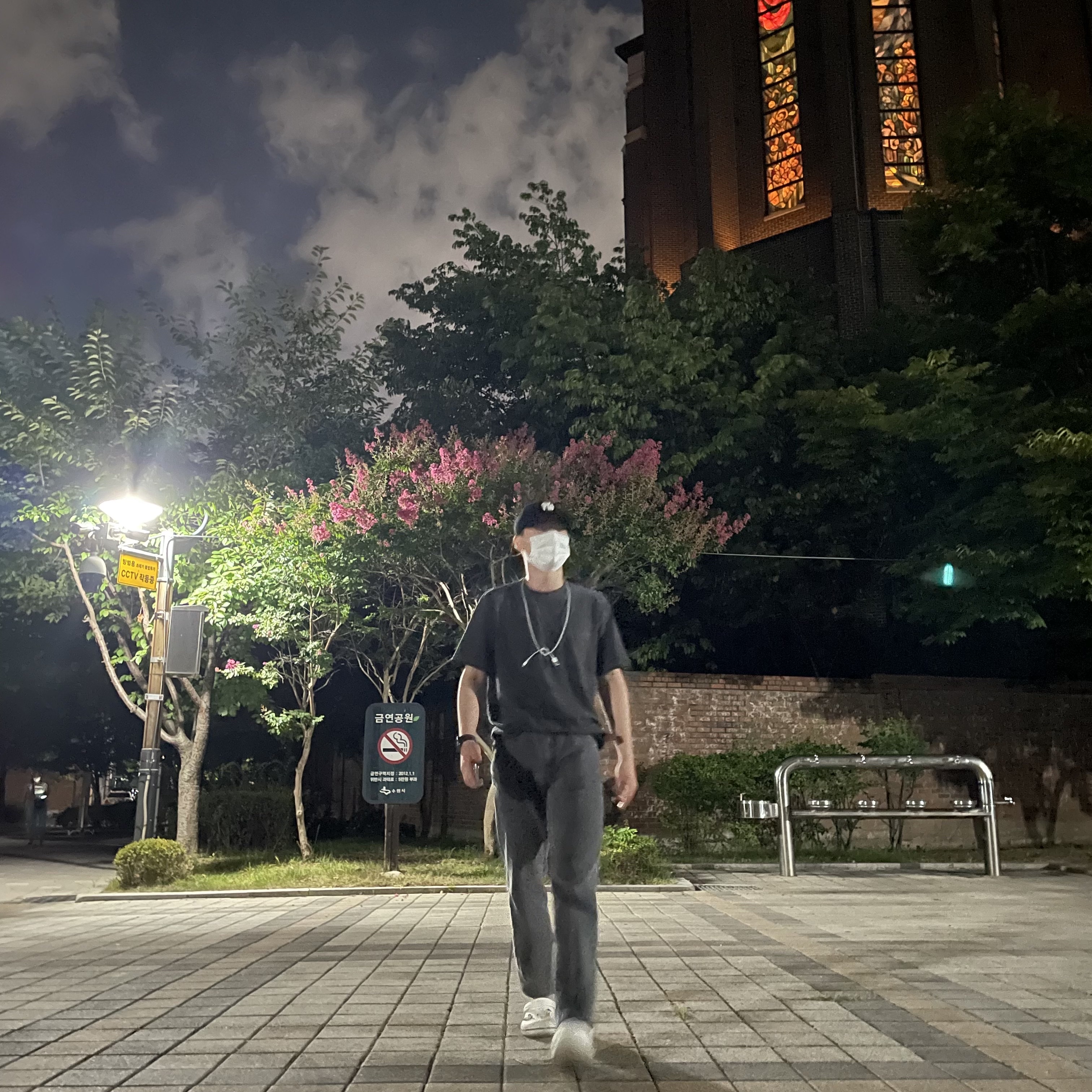 IAB Studio Pigment T-Shirt Black 착용 스타일 - 1