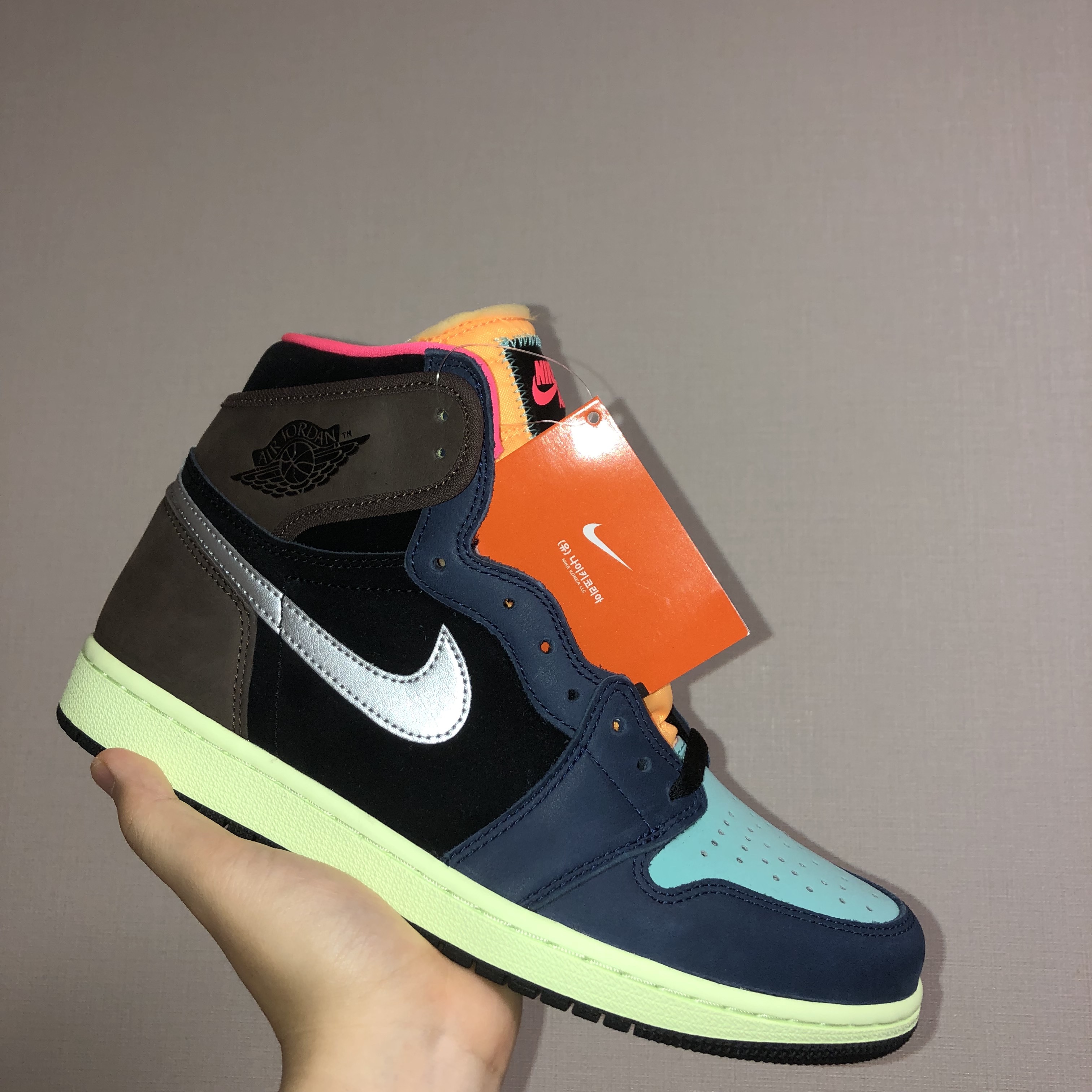 Jordan 1 Retro High Baroque Brown 착용 스타일